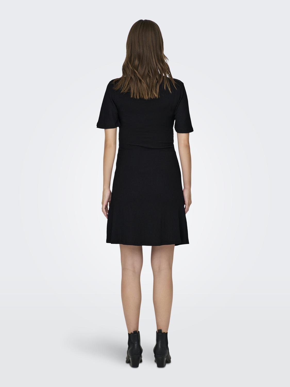 ONLY Normal geschnitten V-Ausschnitt Kurzes Kleid -Black - 15314086