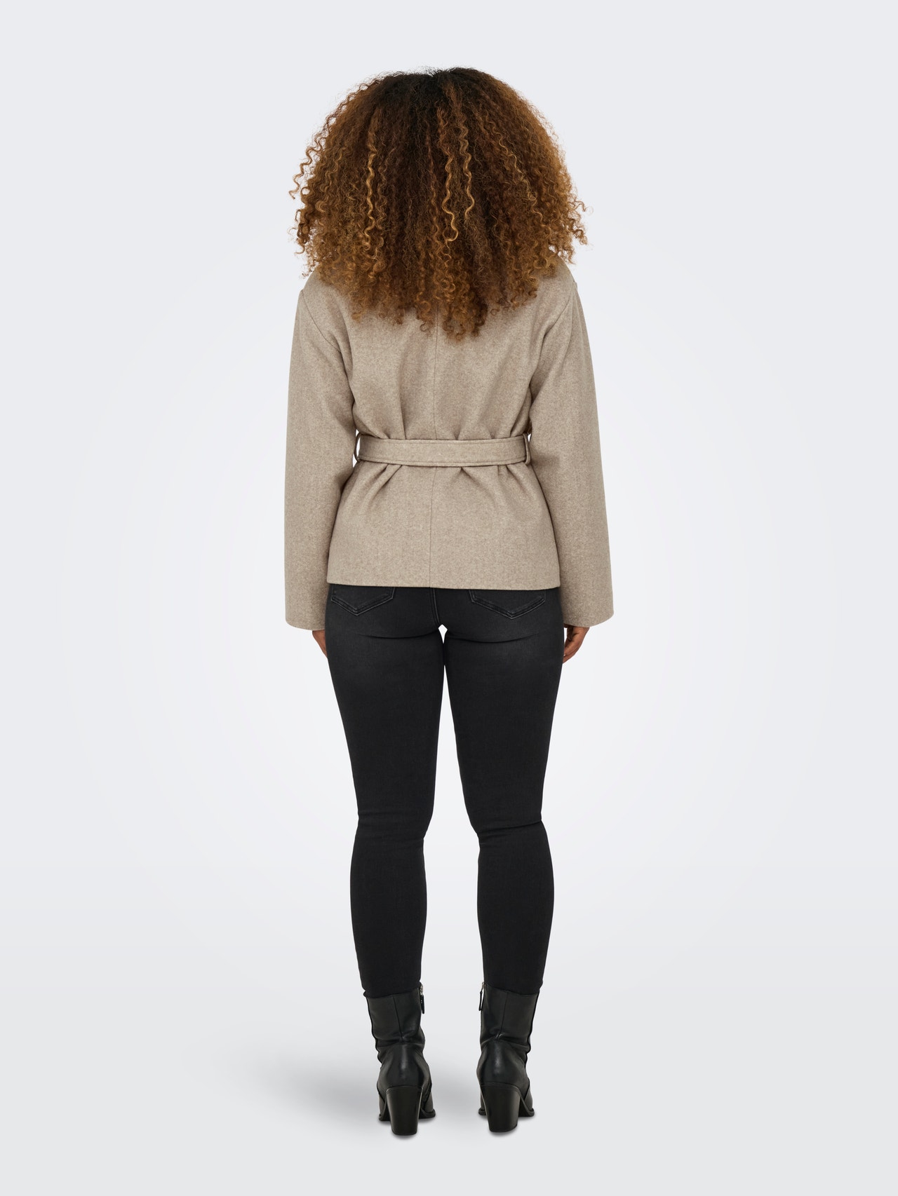 Only Korte jas ONLAUGUSTA LIFE SHORT COAT OTW vind je bij Only Korte jas ONLAUGUSTA LIFE SHORT COAT OTW vind je bij