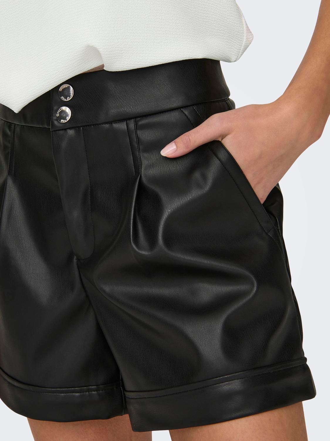 ONLY Regular Fit High waist Shorts -Black - 15314507