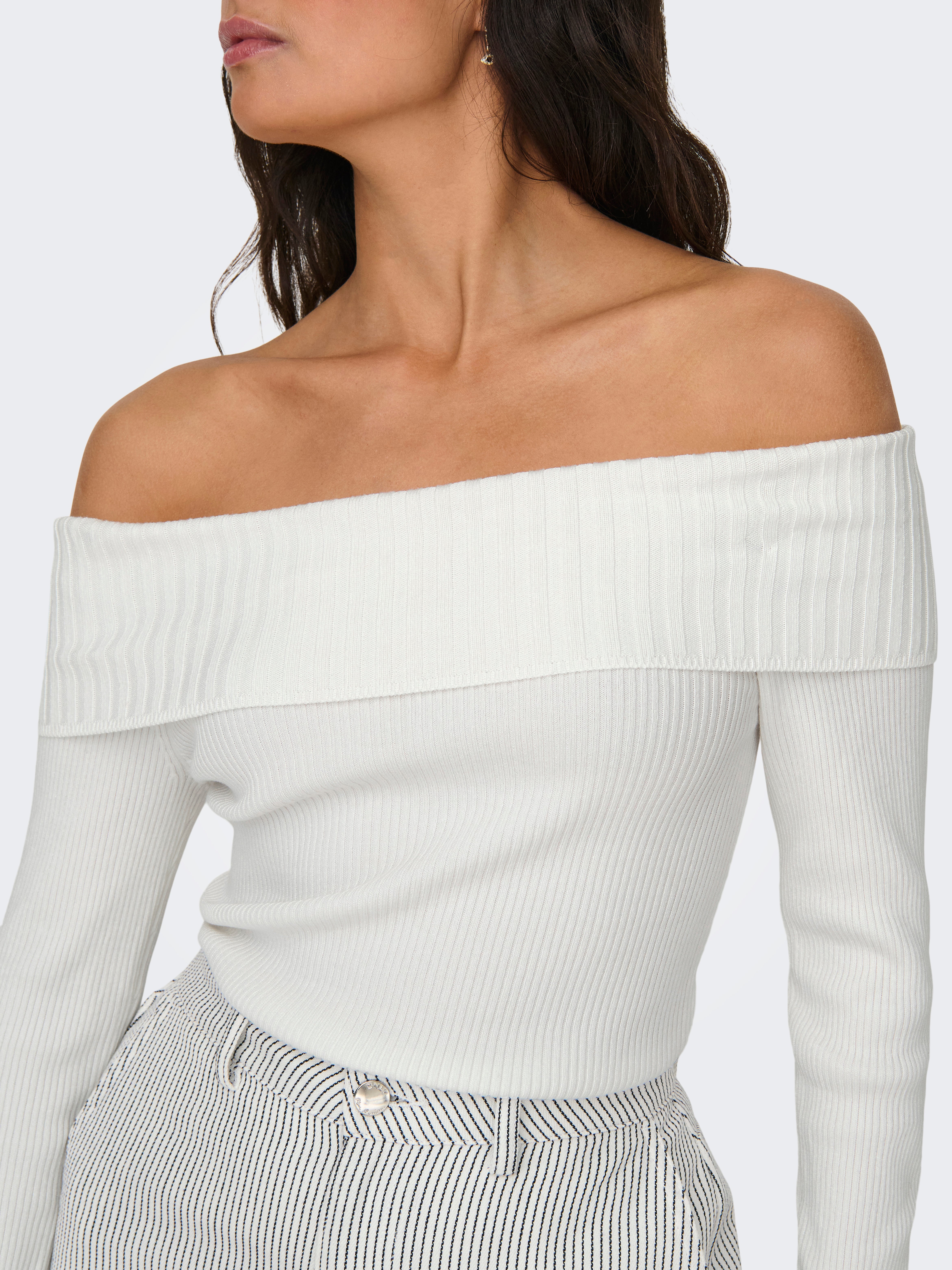 Off shoulder best sale trui wit