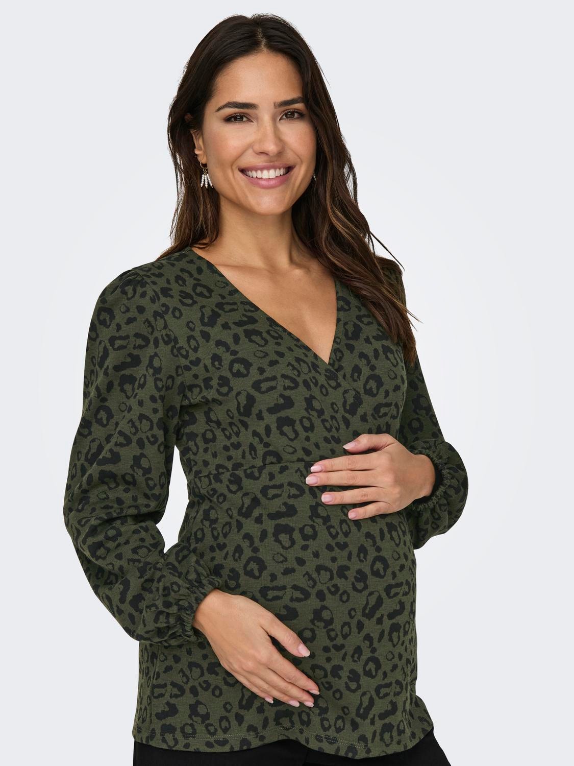 ONLY Mama v-neck top -Olive Green - 15315013