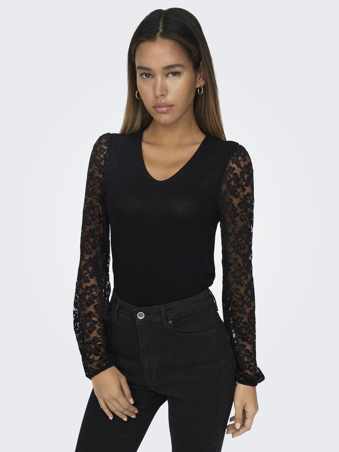 ONLY V-neck top with lace detail -Black - 15315183
