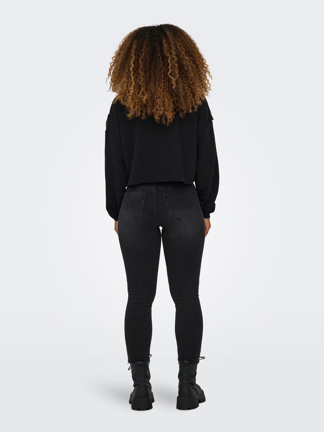 ONLY Regular Fit Round Neck Sweatshirt -Black - 15315546