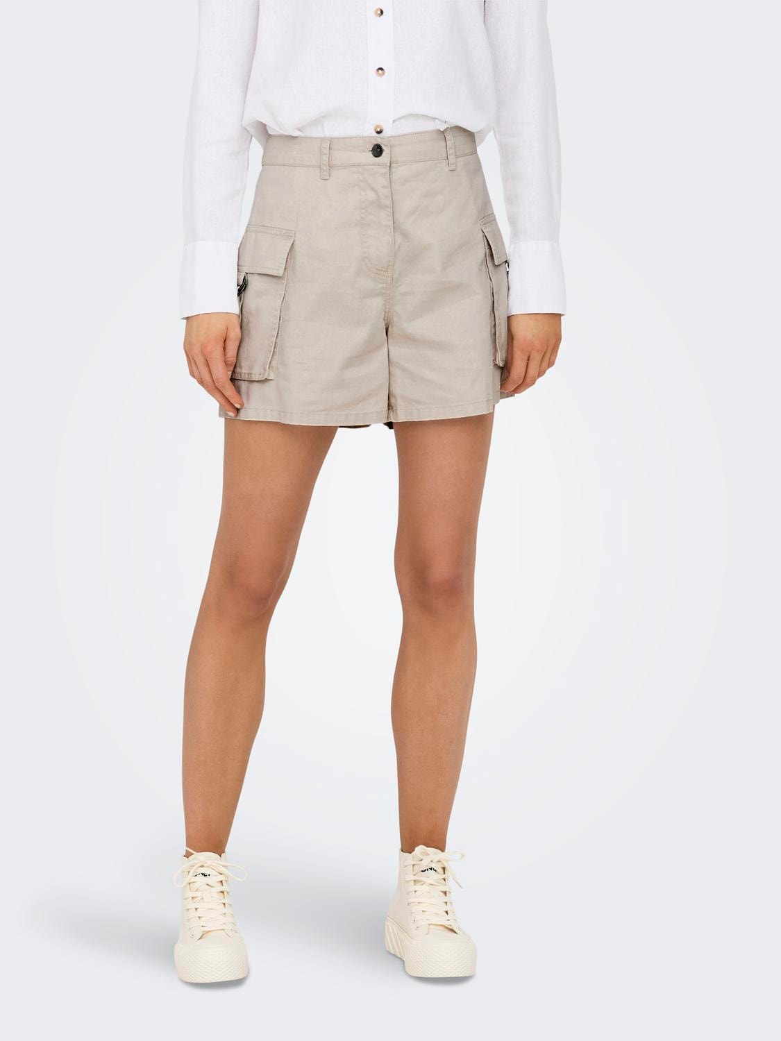 ONLY Cargo shorts with mid waist -Moonbeam - 15316968