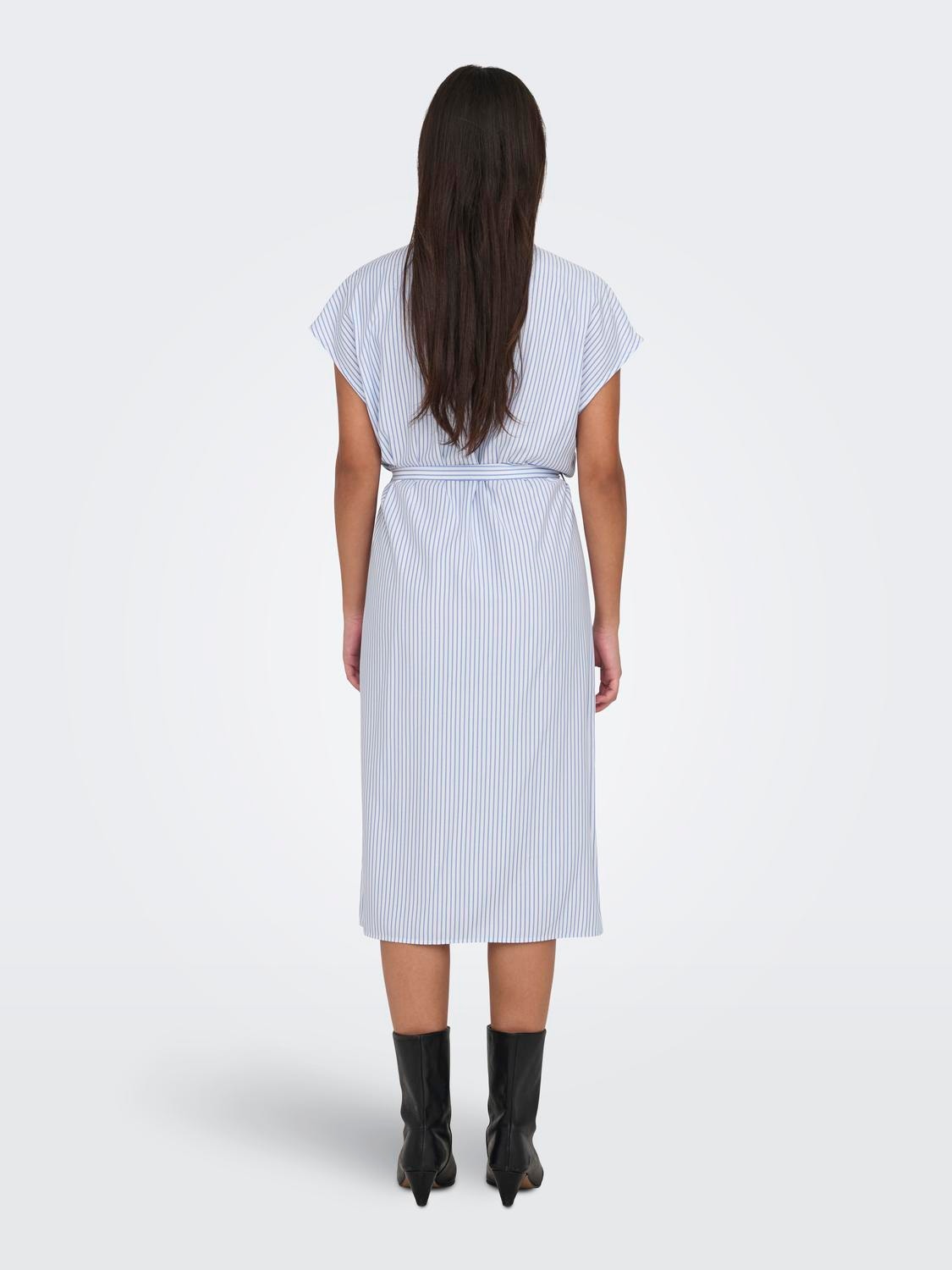 ONLY Regular Fit V-Neck Short dress -Cloud Dancer - 15317529