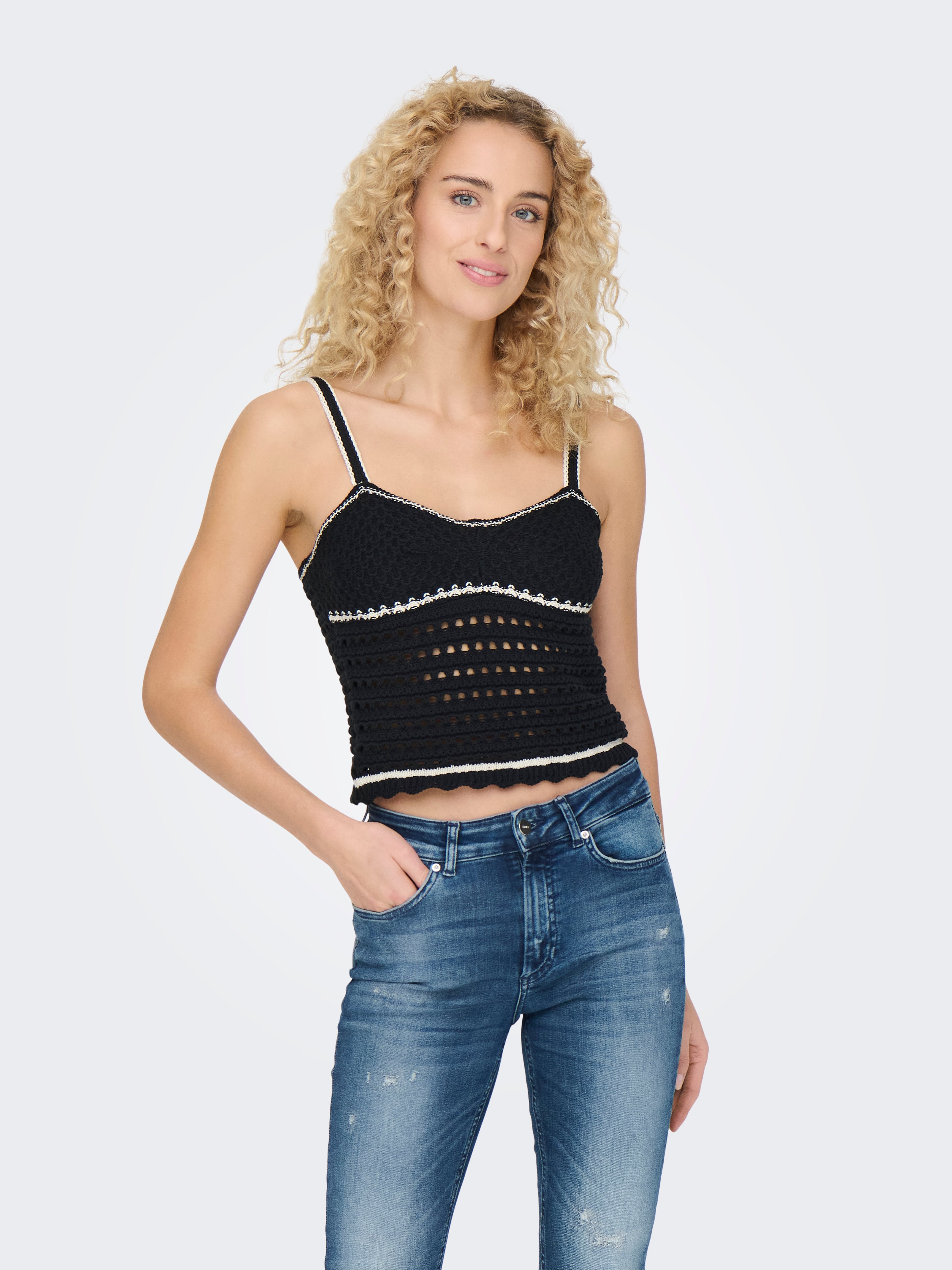 Knitted top with square-neck | Black | ONLY®