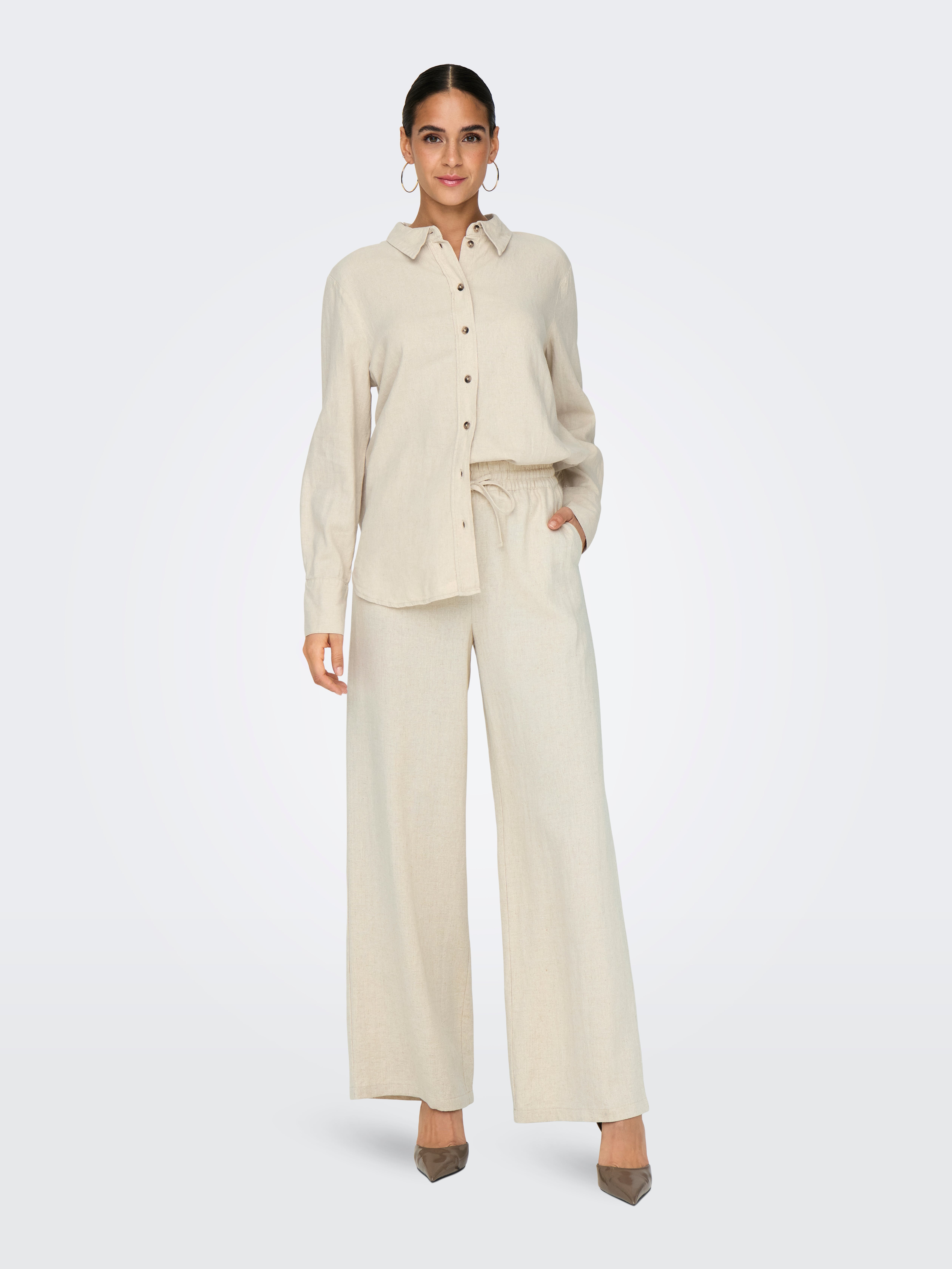 JDYSAY Loose Fit Wide-leg trousers | Light Grey | ONLY® JDYSAY Loose Fit Wide-leg trousers | Light Grey | ONLY®