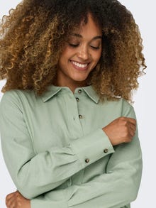 ONLY Lös passform Skjortkrage Manschetter med knappar Rymliga ärmar Skjorta -Desert Sage - 15318364