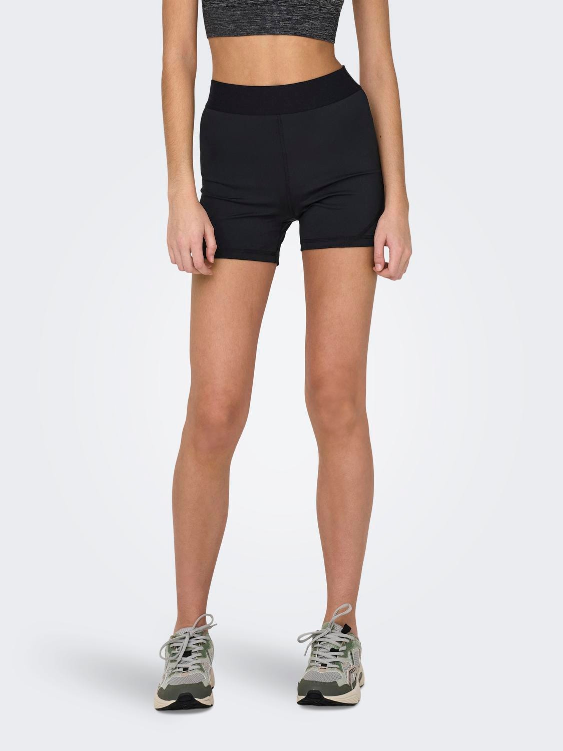 ONLY Slim fit training shorts -Black - 15318632