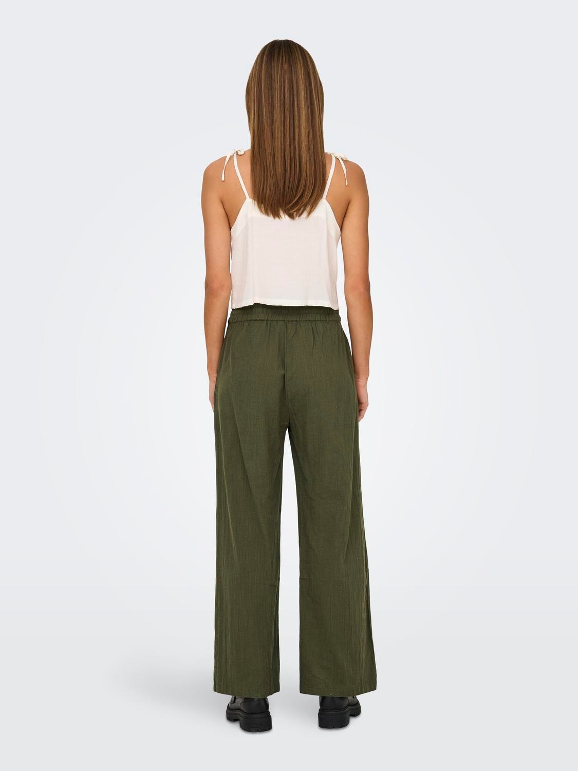 ONLY Løstsiddende bukser med bindebånd i taljen -Grape Leaf - 15319090