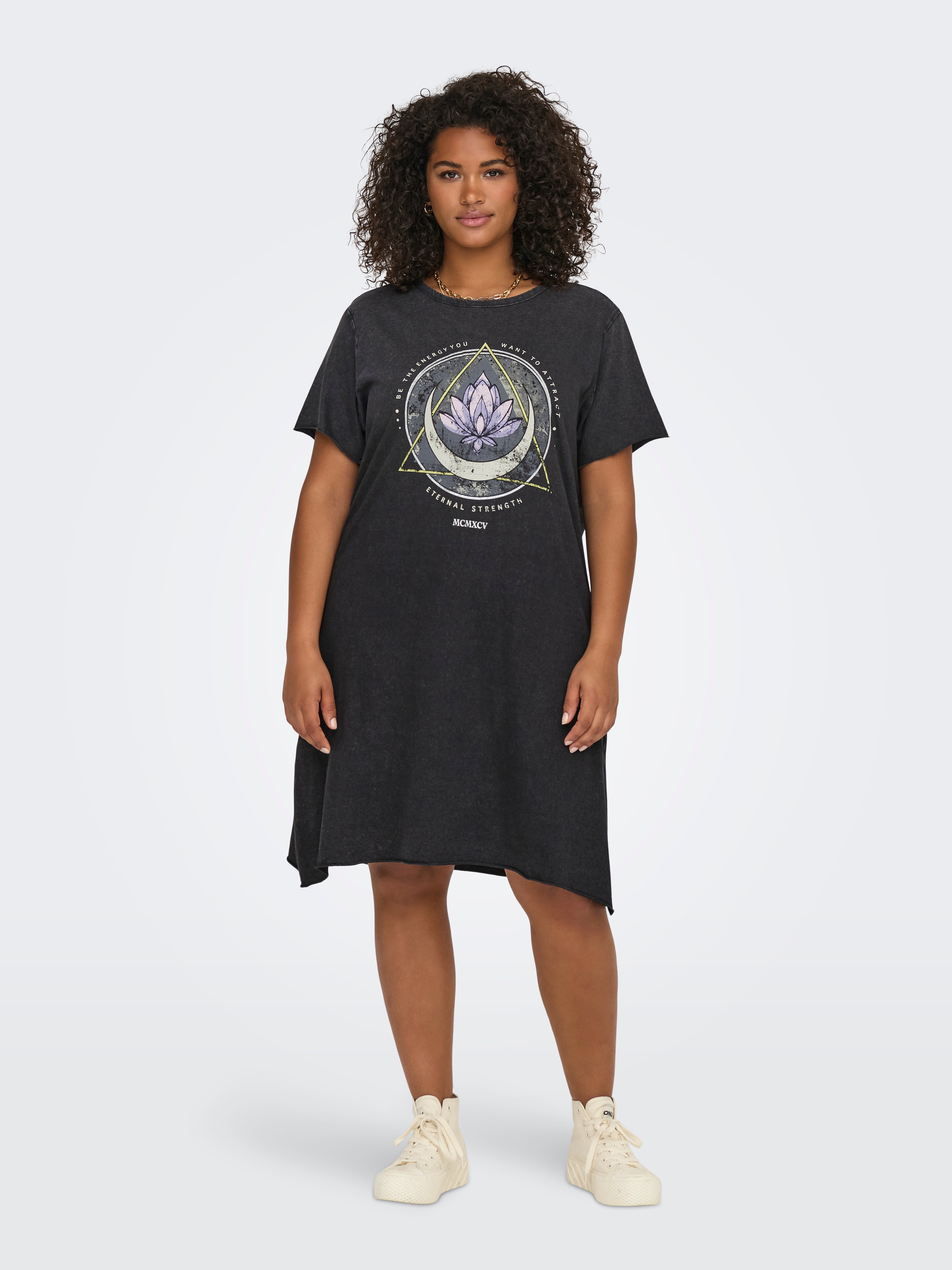 Carlucy Kurzes Kleid