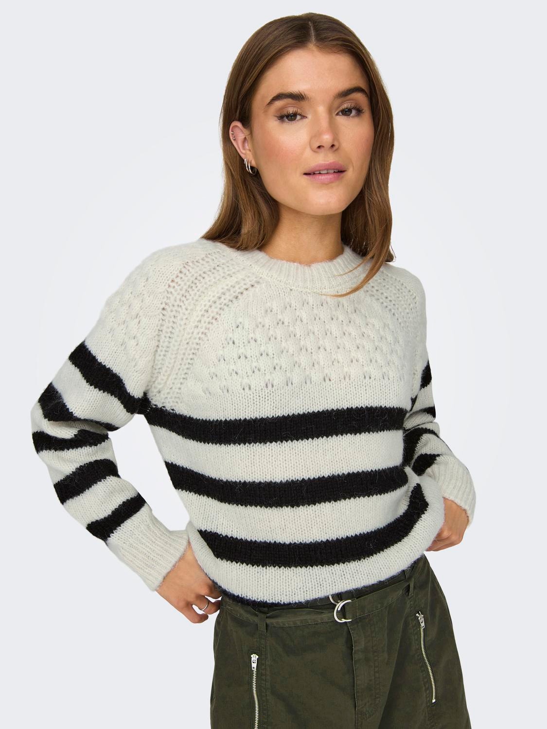 ONLY O-neck knitted pullover -Cloud Dancer - 15323980