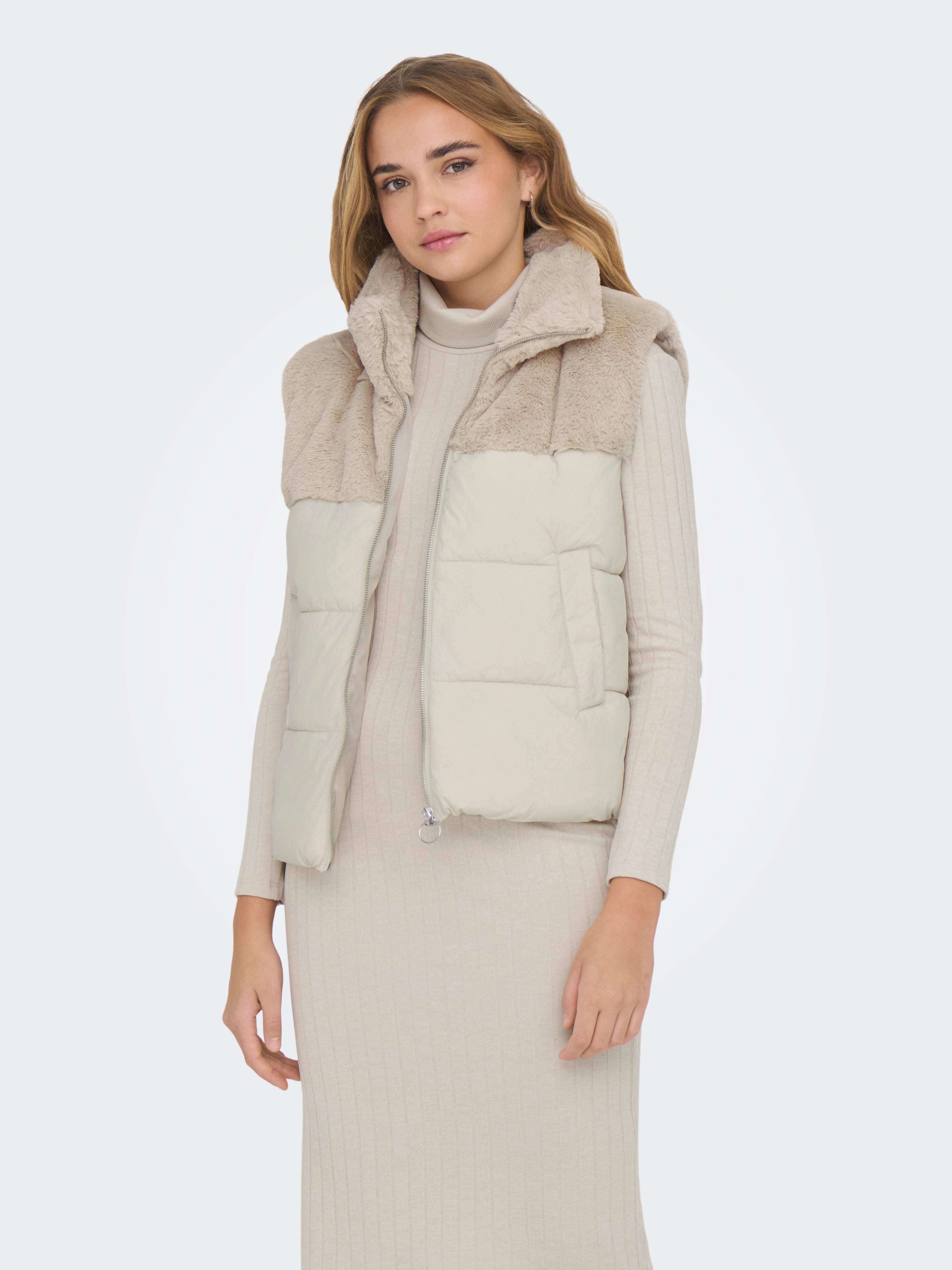 Onlwanja Daunenweste