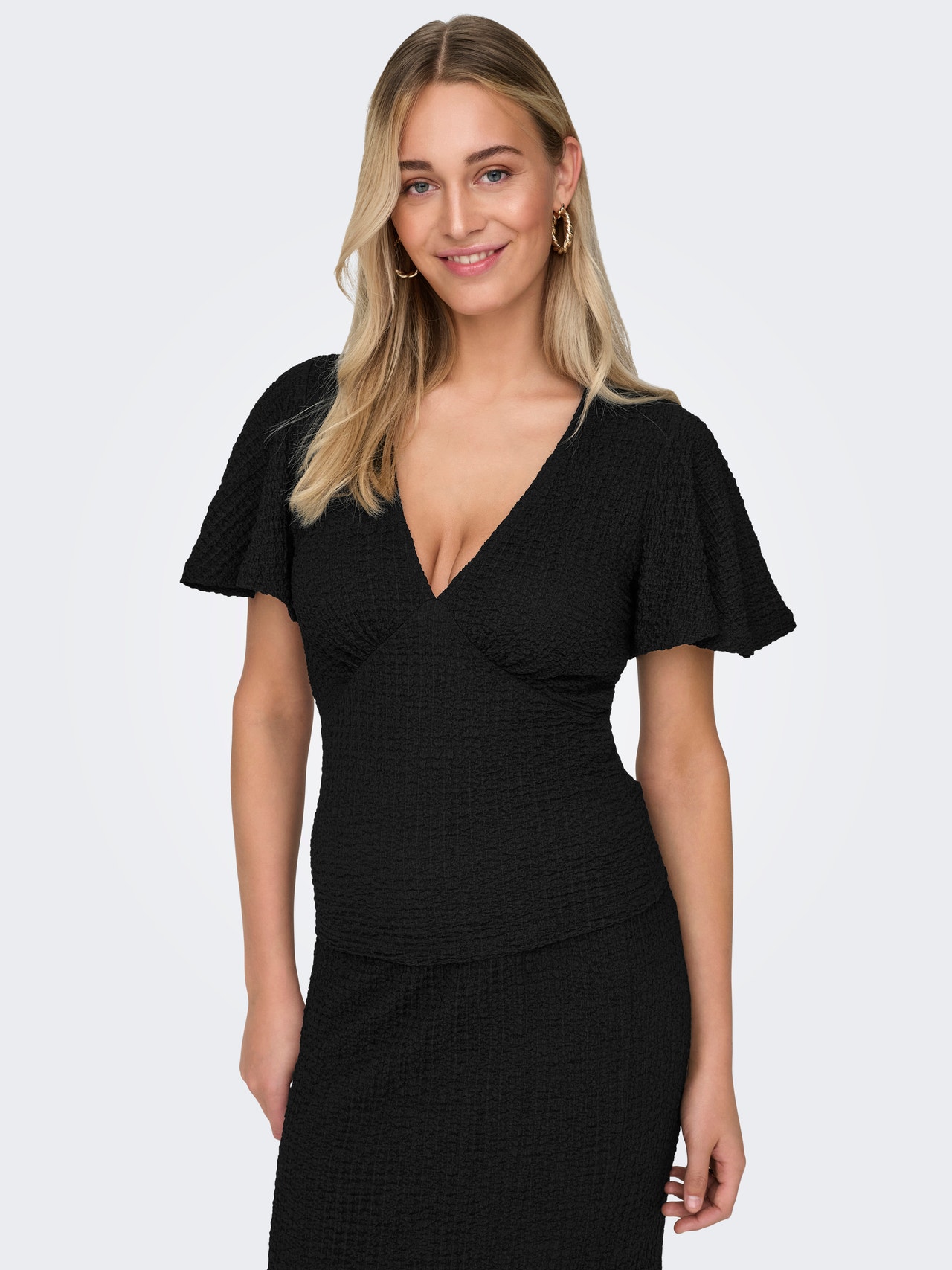 ONLY V-neck short sleeve top -Black - 15324478