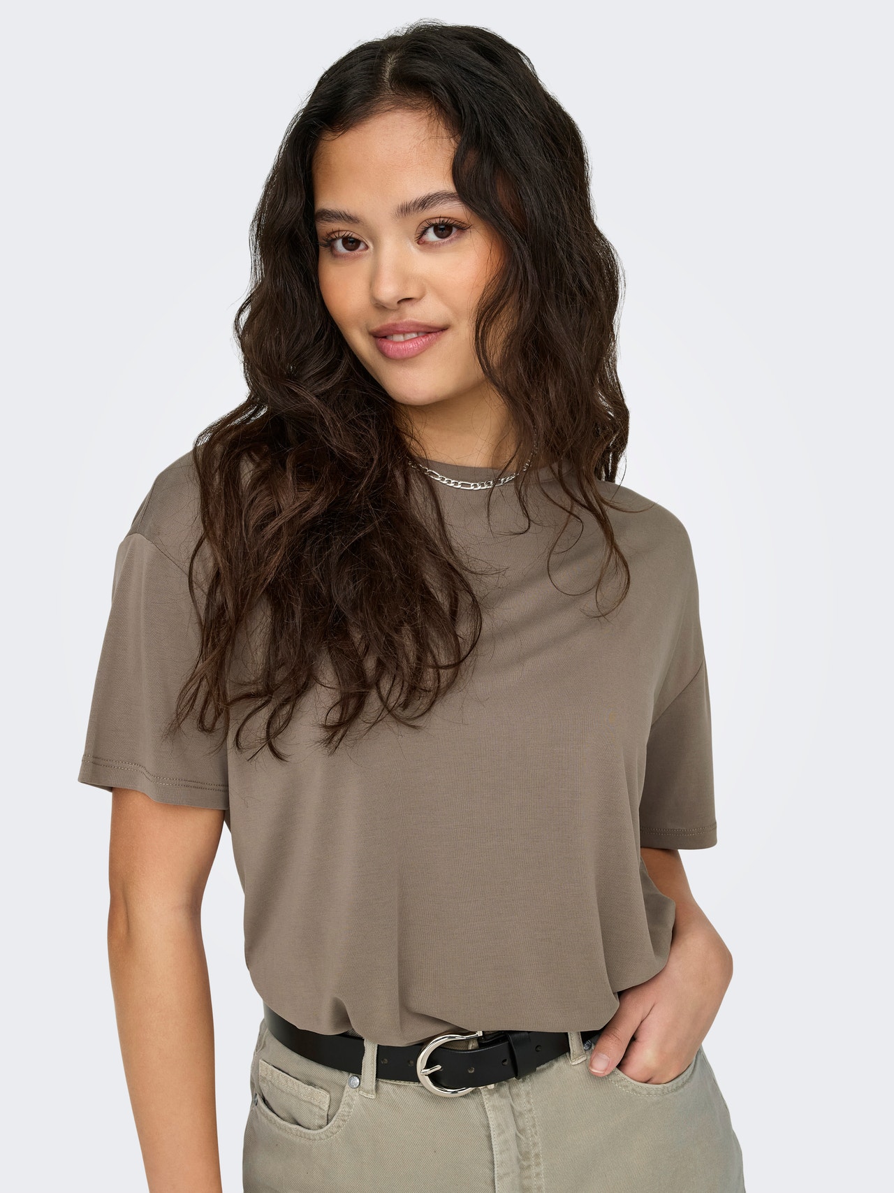 ONLY Regular fit O-hals Verlaagde schoudernaden Top -Walnut - 15324822