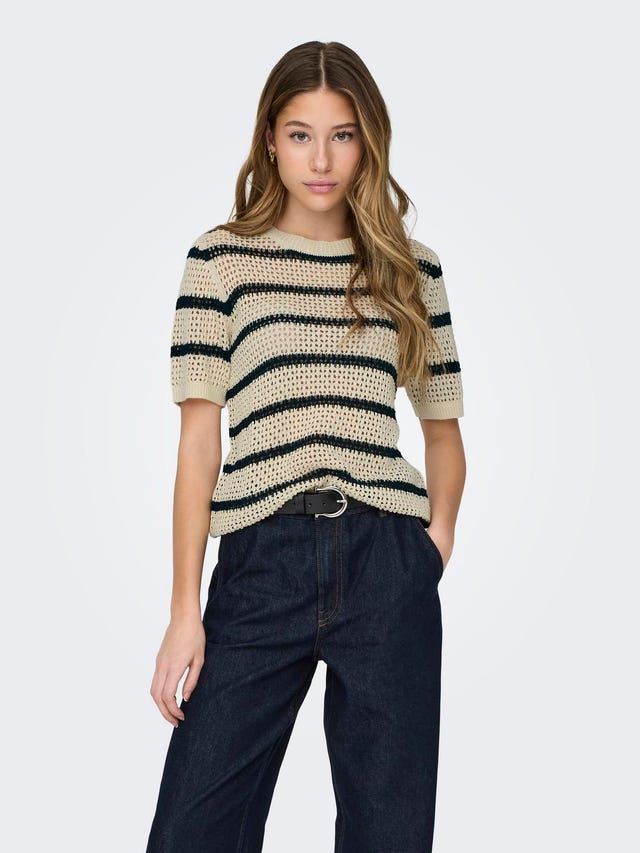 ONLY Short sleeved knitted pullover - 15325044