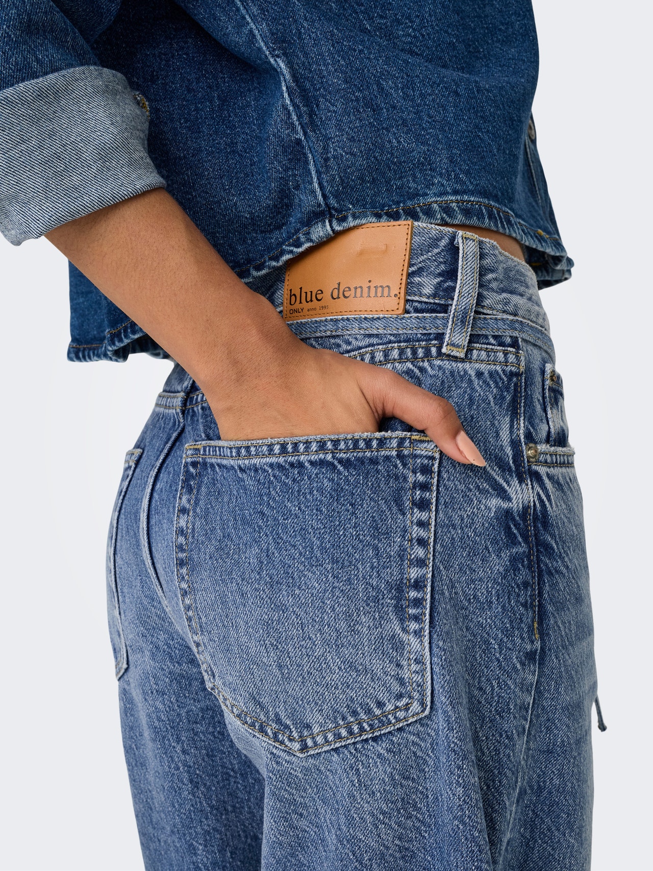 ONLY ONLGianna Mid Waist Straight Jeans  -Medium Blue Denim - 15325796