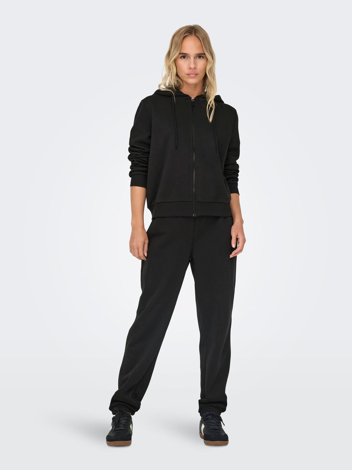 ONLBELLA Mid waist Regular Fit Sweatpants