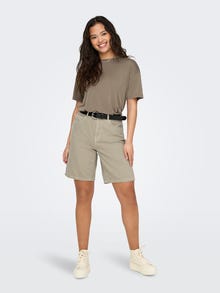 ONLY Shorts with mid waist -Plaza Taupe - 15327036