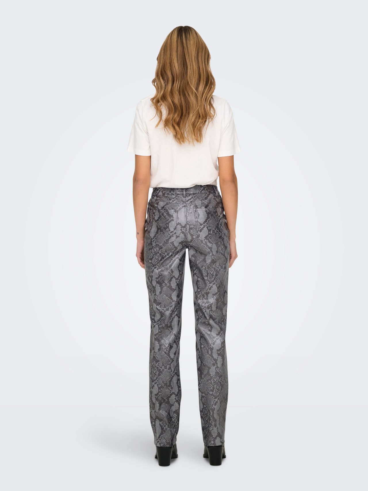 ONLY ONLAZULA Straight Fit Synthetic leather trousers -Grey - 15328138