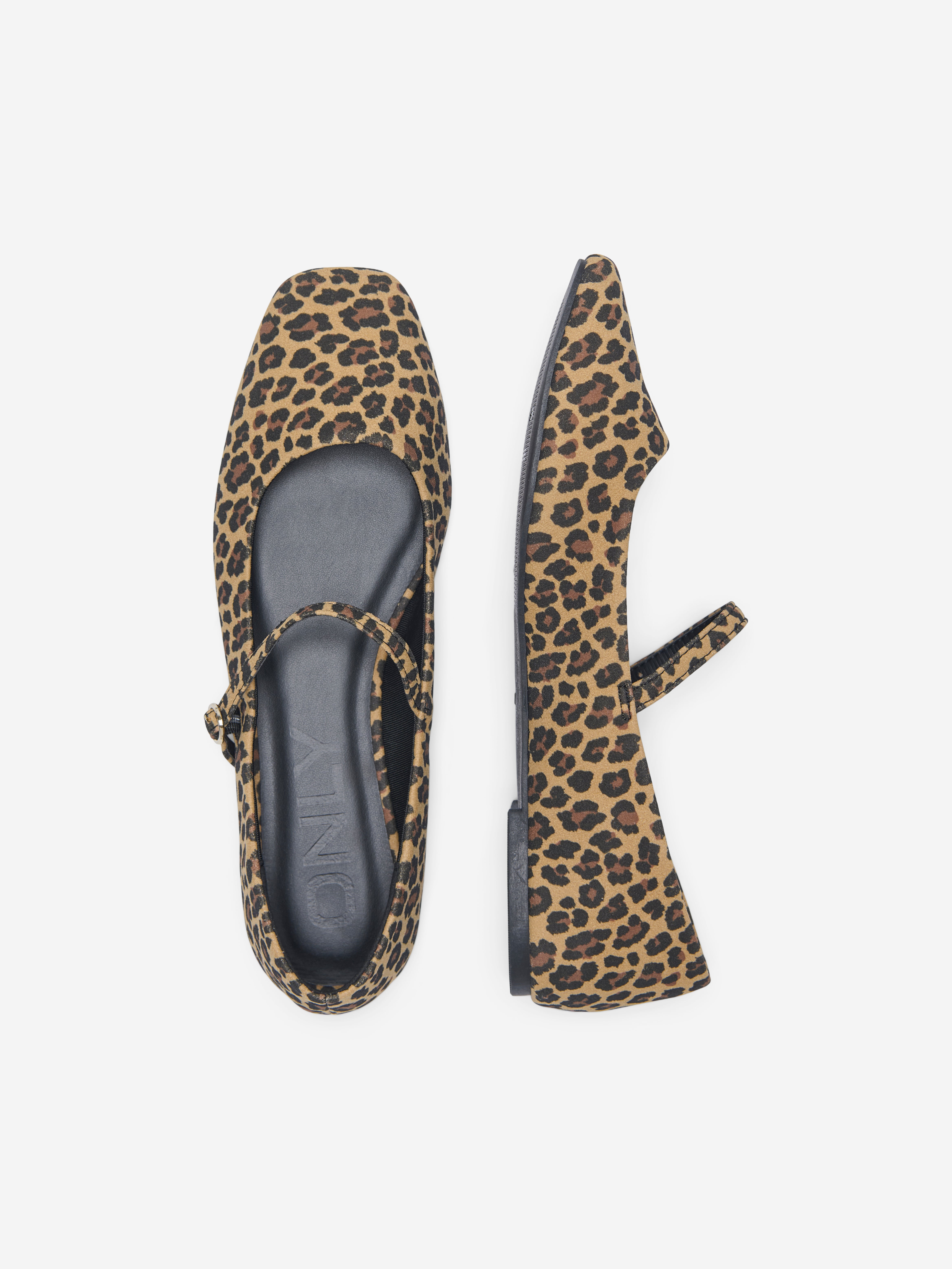 Thumbnail - Onlakira-3 Ballerina