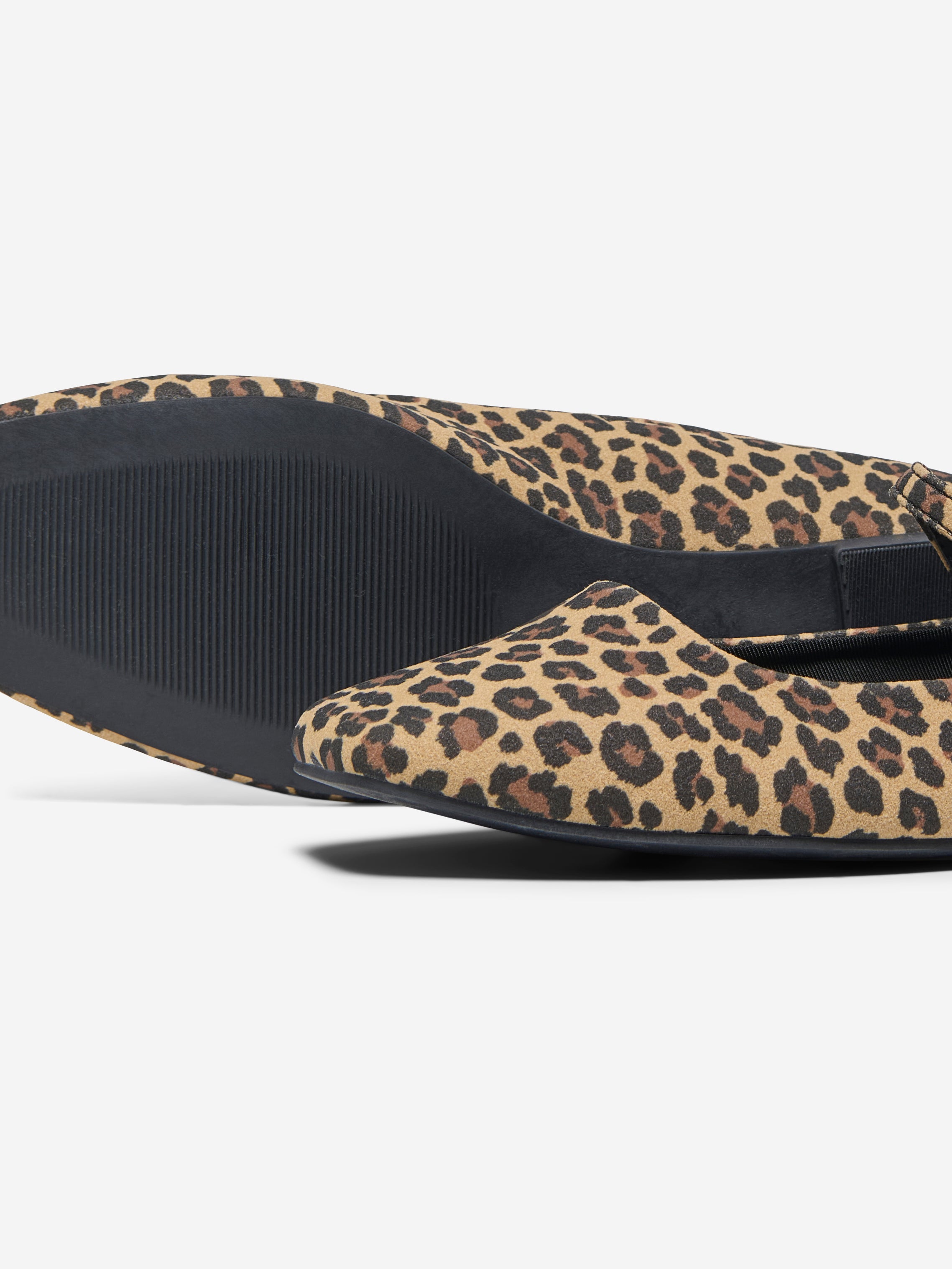 Thumbnail - Onlakira-3 Ballerina