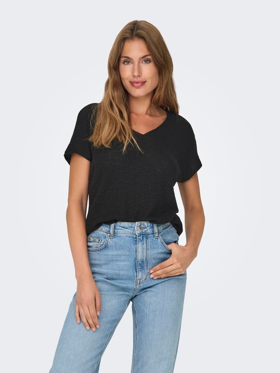 ONLY Regular Fit V-Neck Top -Black - 15330629