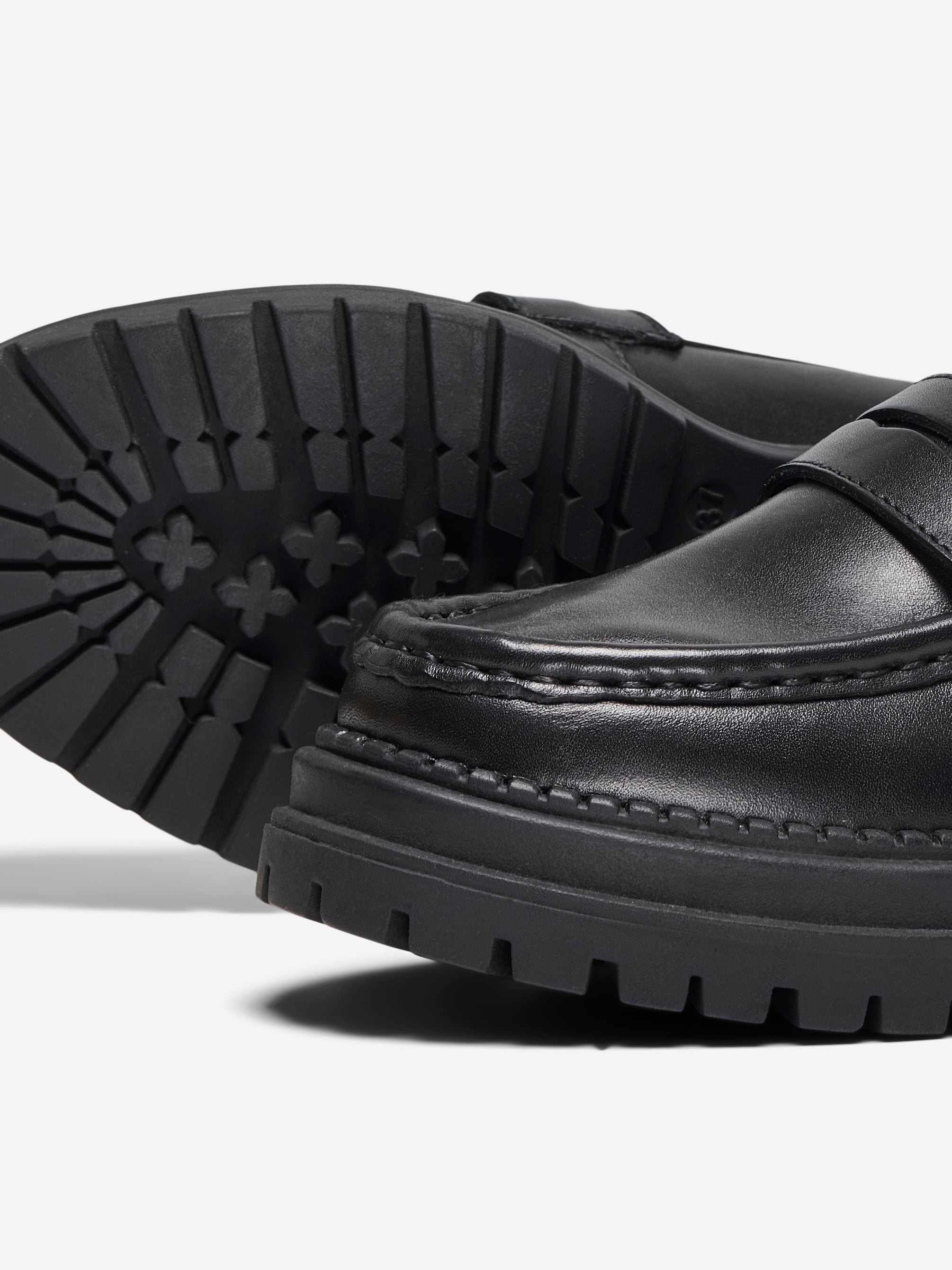 Thumbnail - Onlsonya Slipper