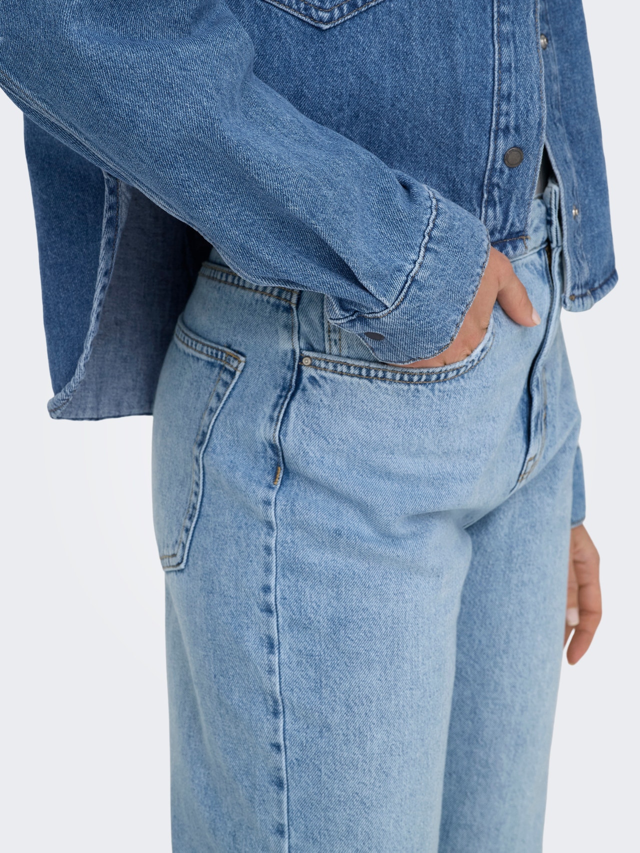 ONLY ONLAMINA Džinsiniai marškiniai -Medium Blue Denim - 15332079