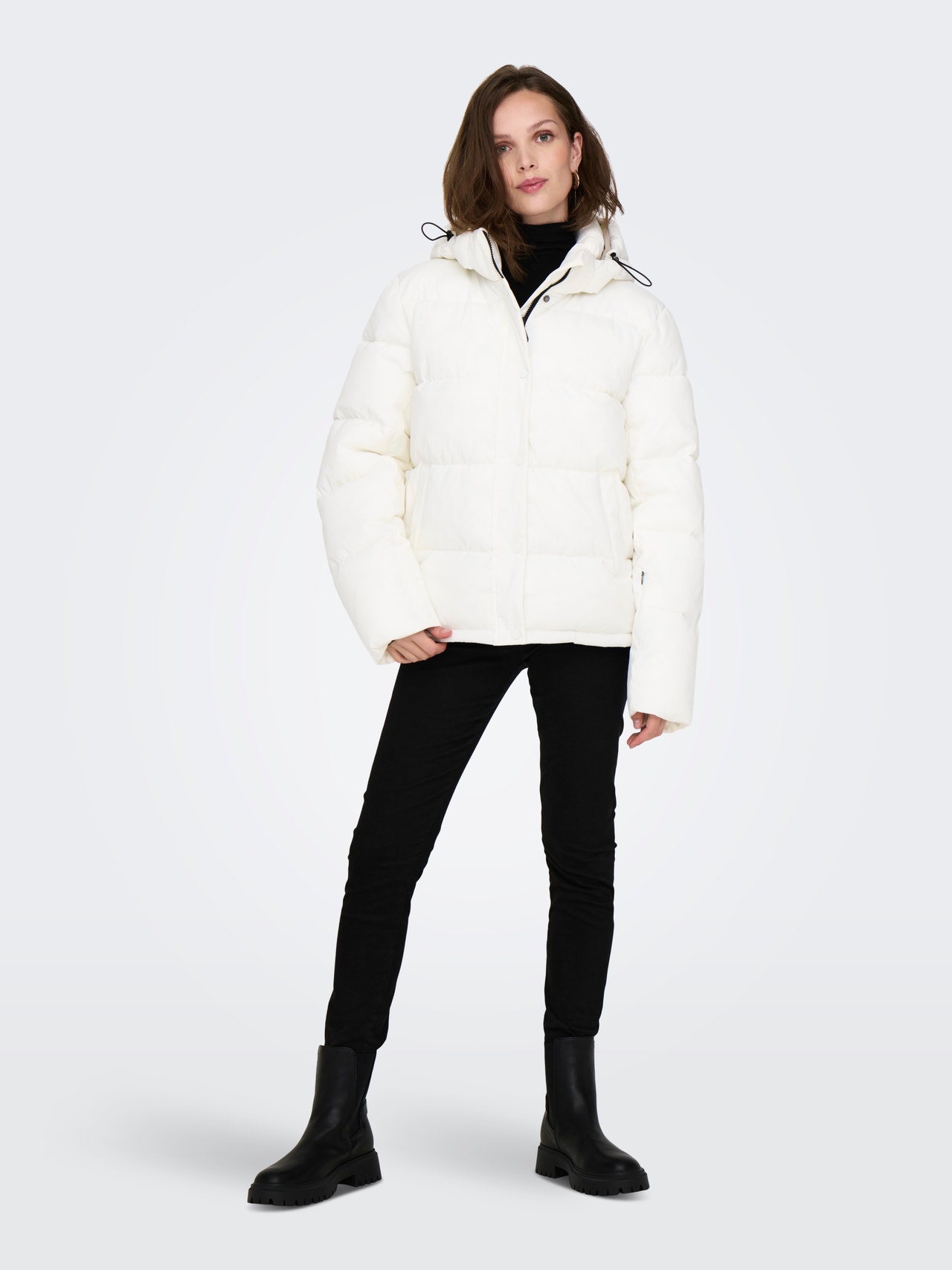 ONLY Visoka stojeća ogrlica Olujne manžete kako bi se spriječio ulazak vjetra Prošivena jakna -Bright White - 15332825