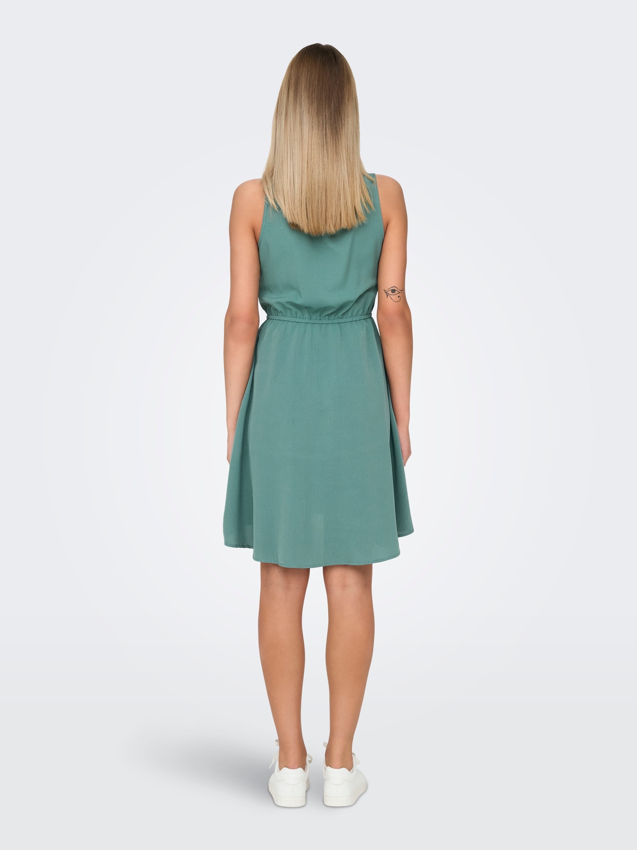 ONLY Normal geschnitten Rundhals Kurzes Kleid -Blue Spruce - 15335966