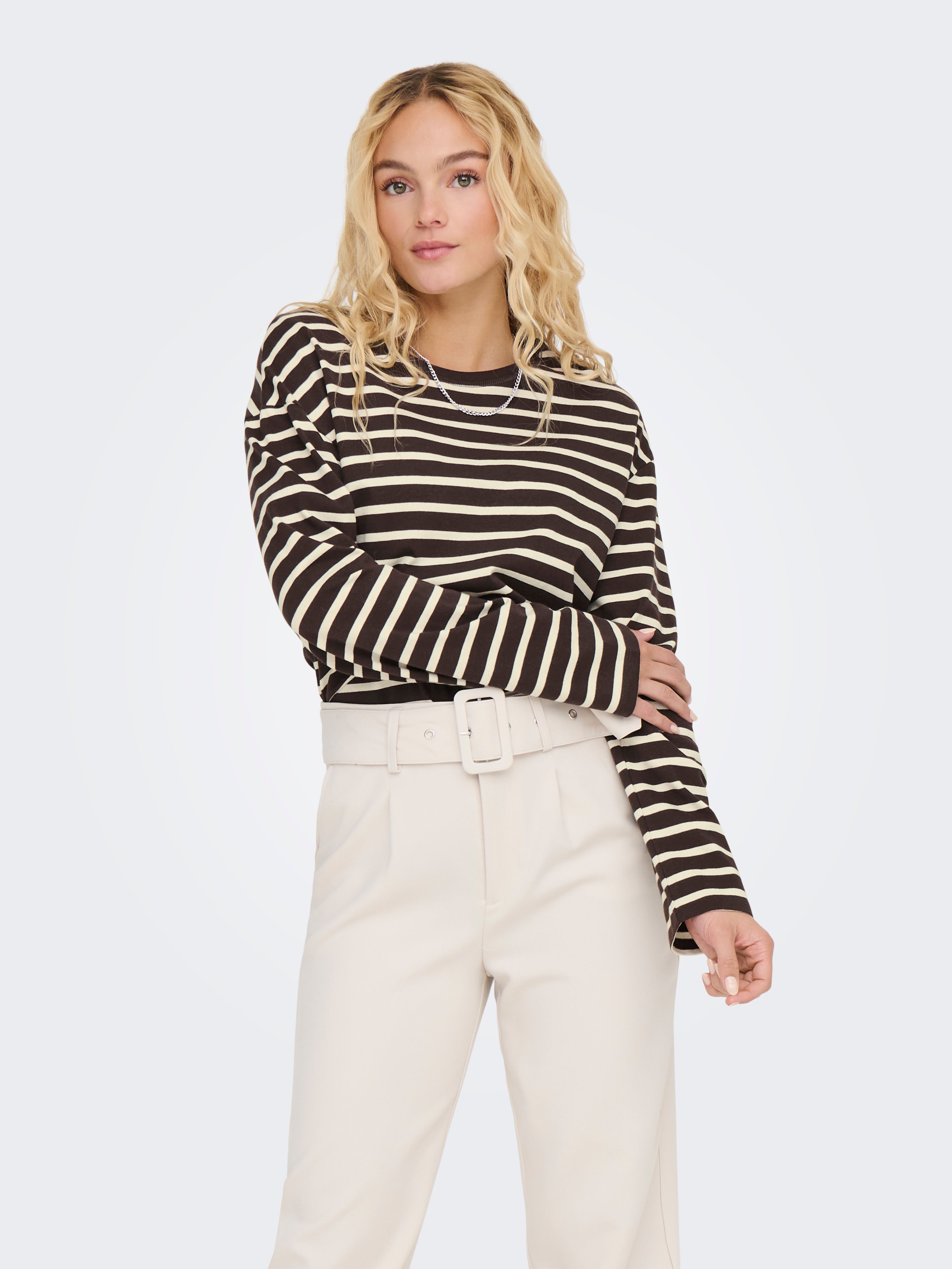 Thumbnail - Onlnew Top