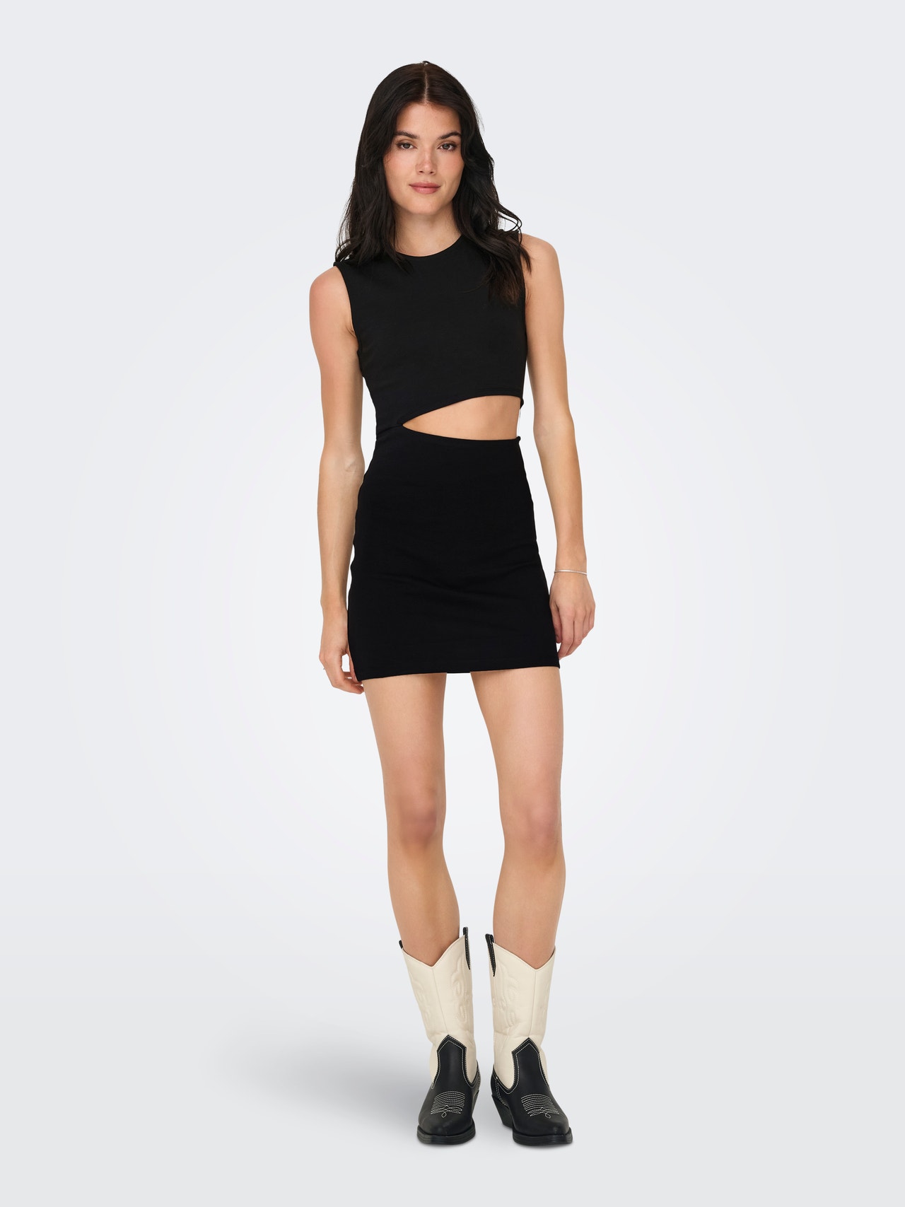 ONLY Mini o-hals kjole med cut out -Black - 15337753