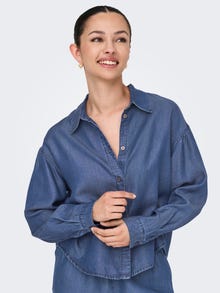 ONLY Labavo prianjanje Ovratnik košulje Zakopčane manžete Ispuštena ramena Vrh -Dark Blue Denim - 15337928