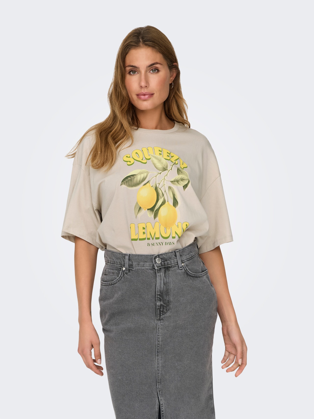 ONLY Oversized fit O-hals Verlaagde schoudernaden T-shirts -Silver Lining - 15338540