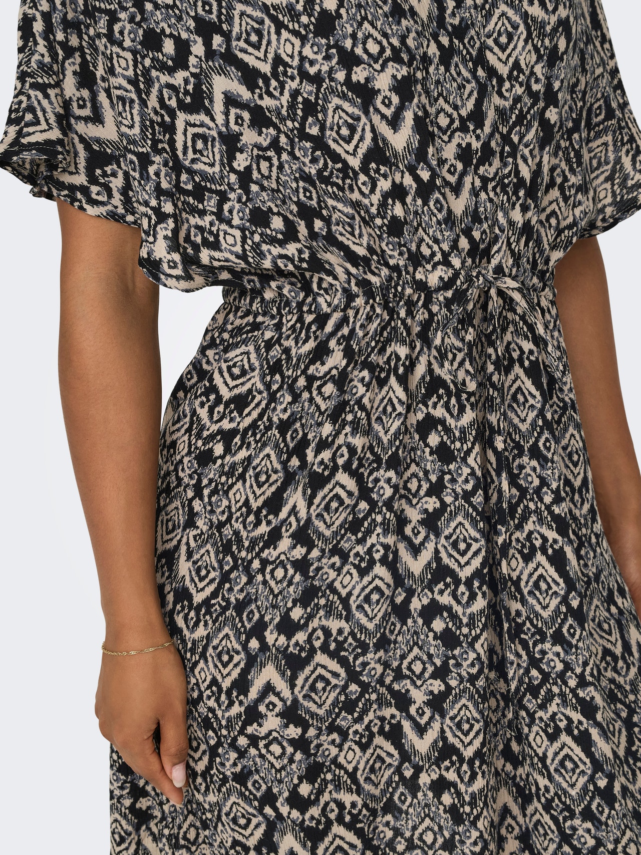 ONLY Normal geschnitten V-Ausschnitt Kurzes Kleid -Pure Cashmere - 15338549