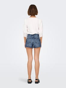 ONLY Normal passform Hög midja Sliten fåll Shorts -Medium Blue Denim - 15338726