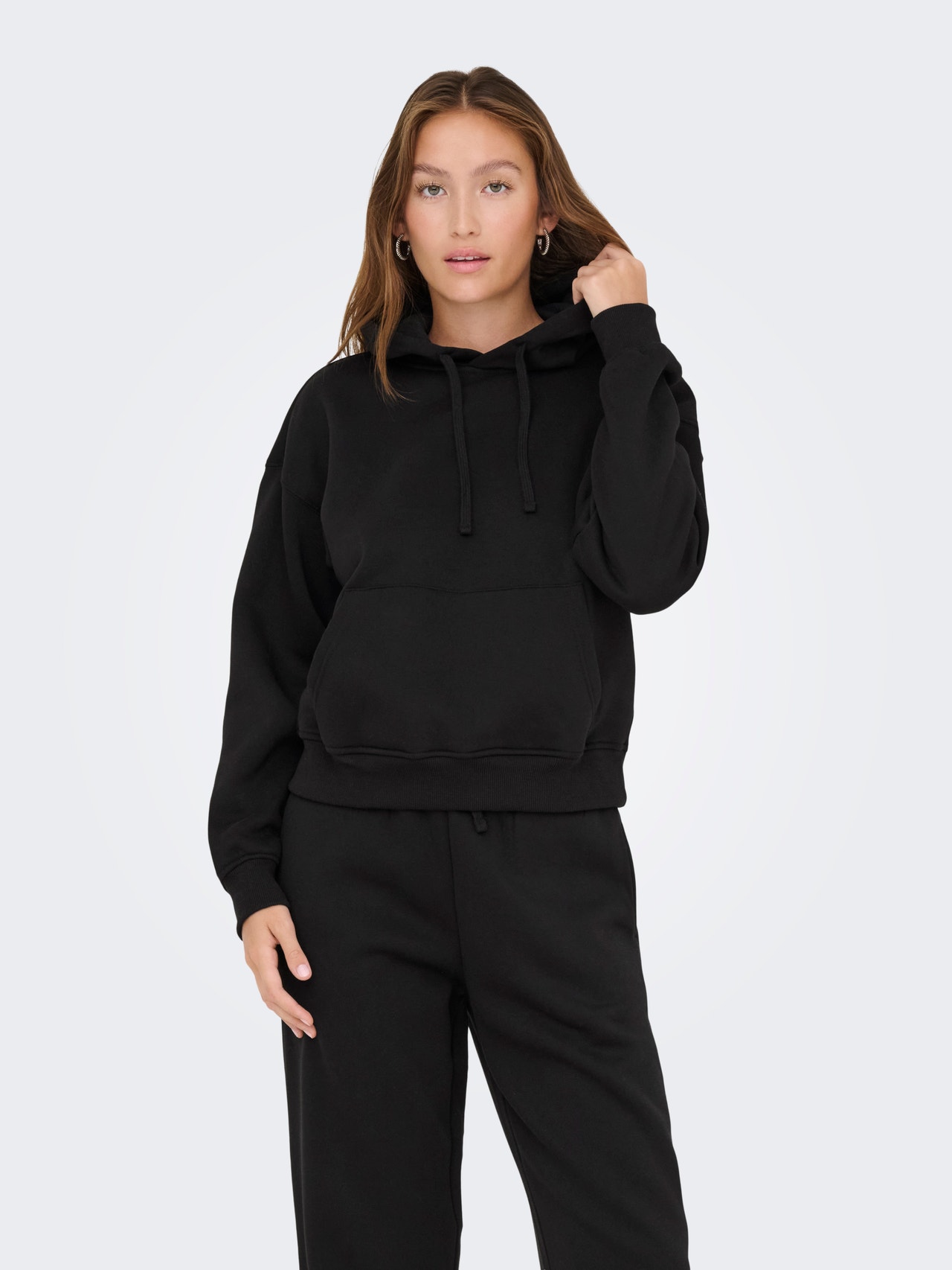 ONLY Redovno prianjanje Hoodie Elastične manžete Ispuštena ramena Majicu -Black - 15338730