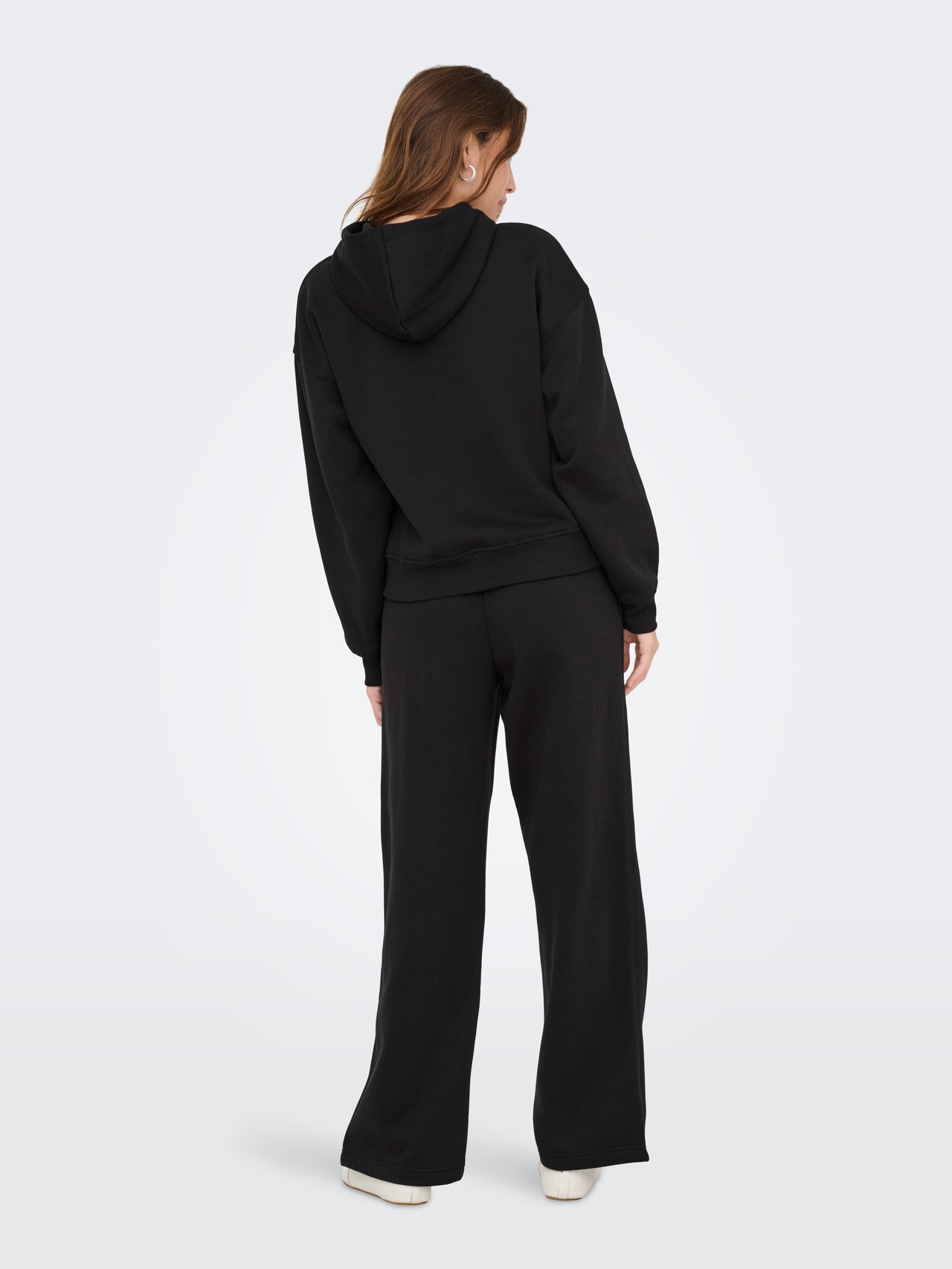 ONLY Redovno prianjanje Hoodie Elastične manžete Ispuštena ramena Majicu -Black - 15338730