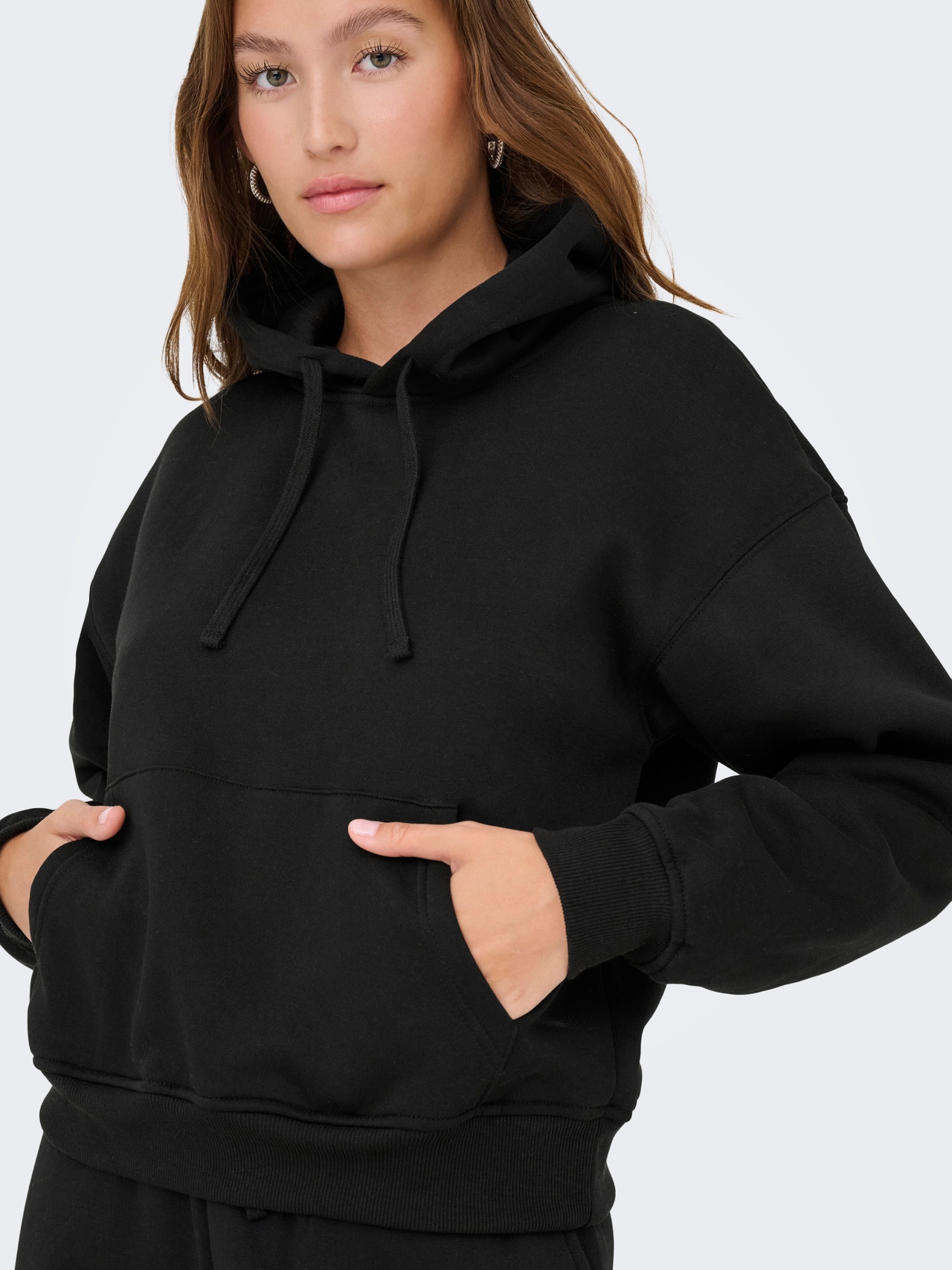 ONLY Redovno prianjanje Hoodie Elastične manžete Ispuštena ramena Majicu -Black - 15338730