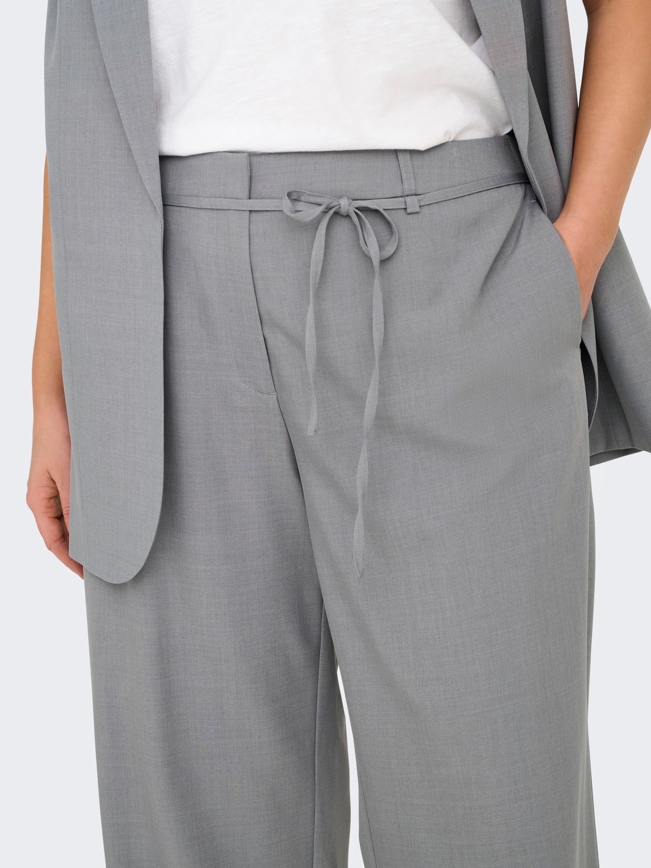 CARMARINE Straight Fit Skreddersydde bukser | Lys grå | ONLY®