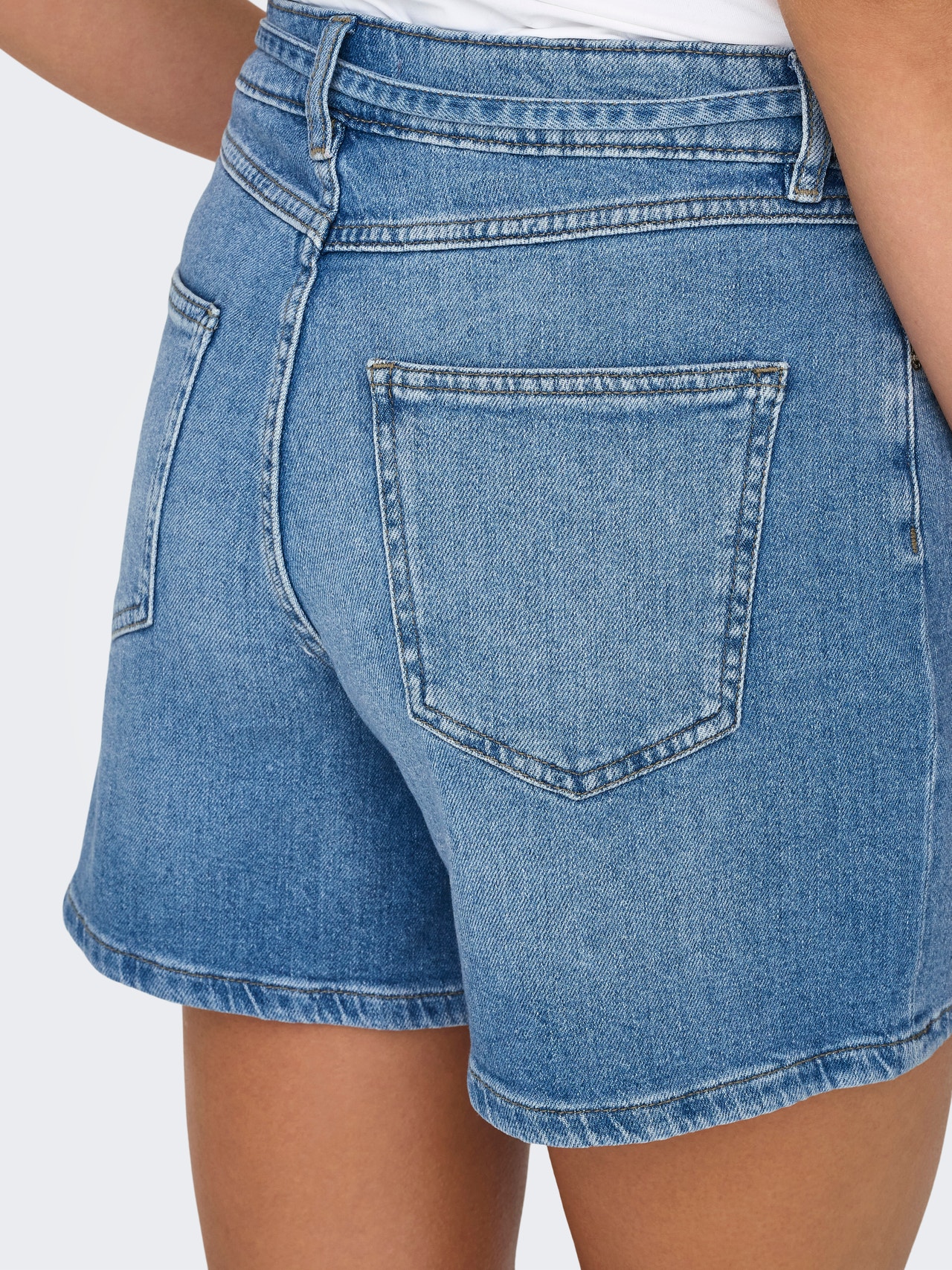 ONLY Denim shorts with belt  -Medium Blue Denim - 15340706