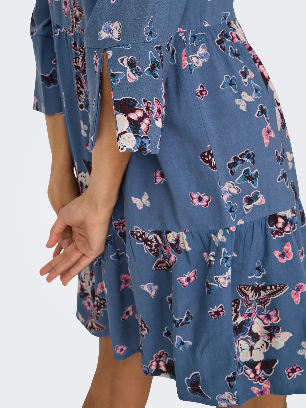 ONLY Normal geschnitten V-Ausschnitt Kurzes Kleid -Vintage Indigo - 15341609