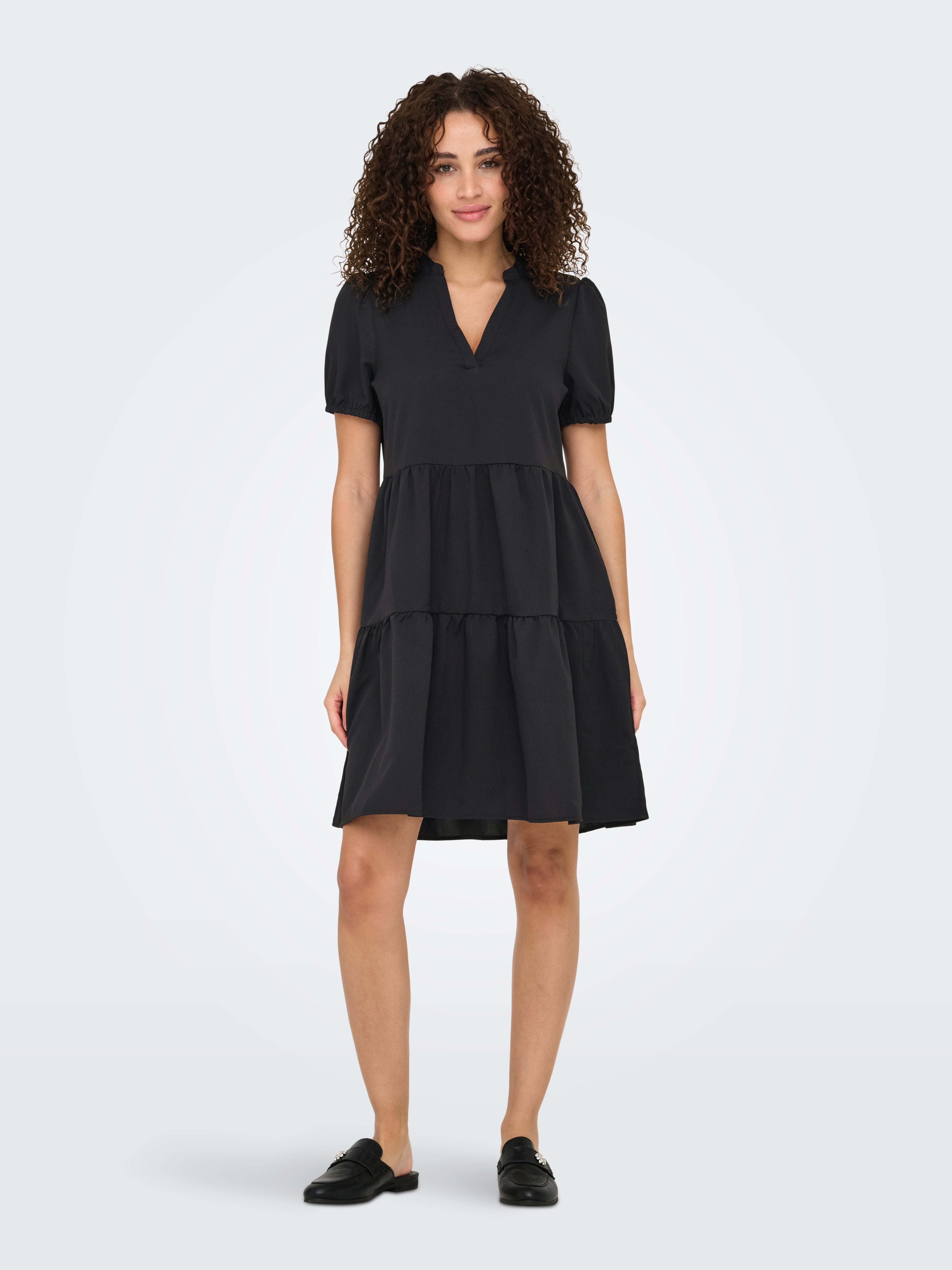 Onlnova Kurzes Kleid