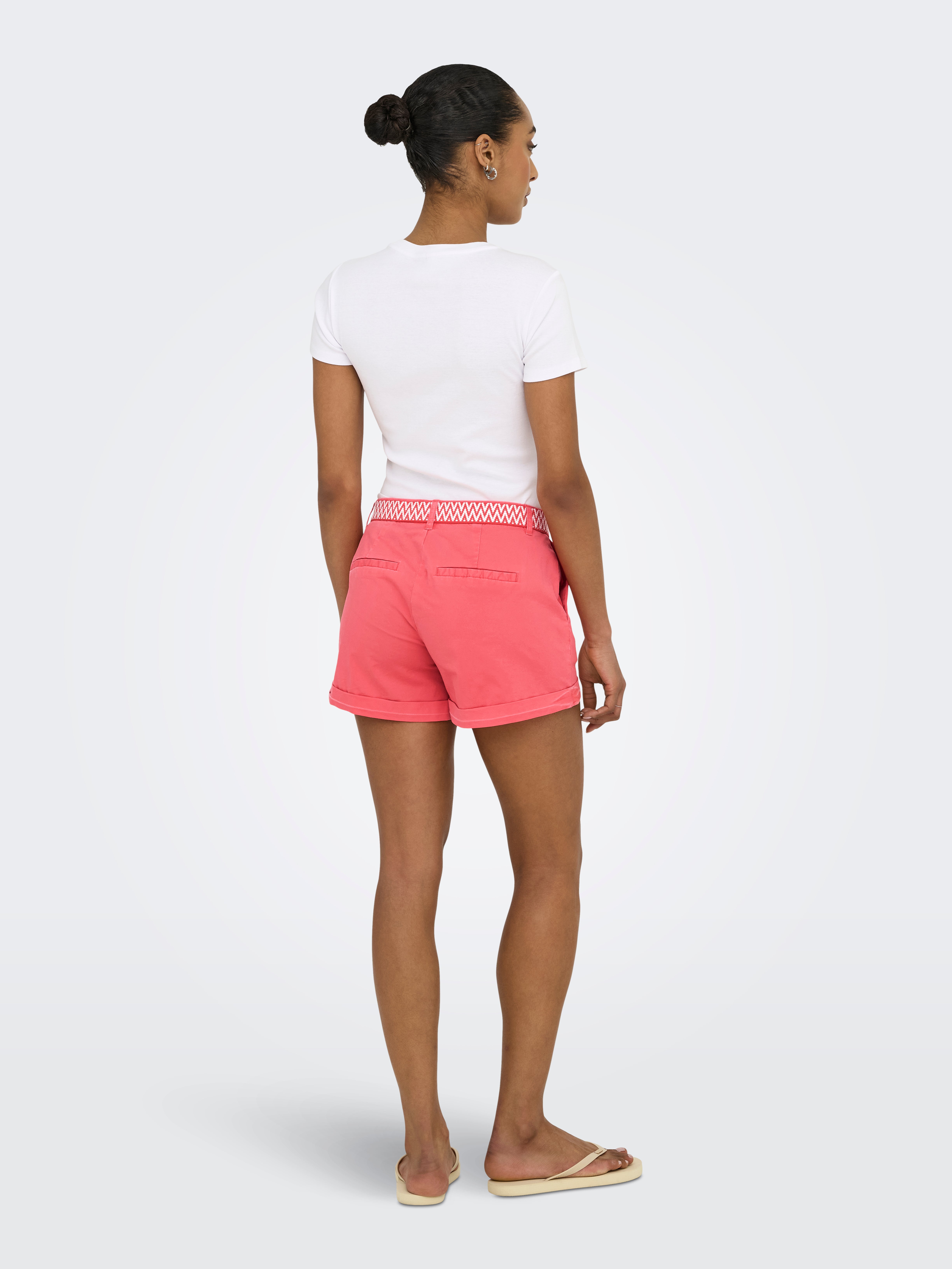 ショートパンツ ALANUI Woman Short White LWYC009R24DEN001 0360 Alanui Shorts for Women | Online Sale up to 82% off | Lyst