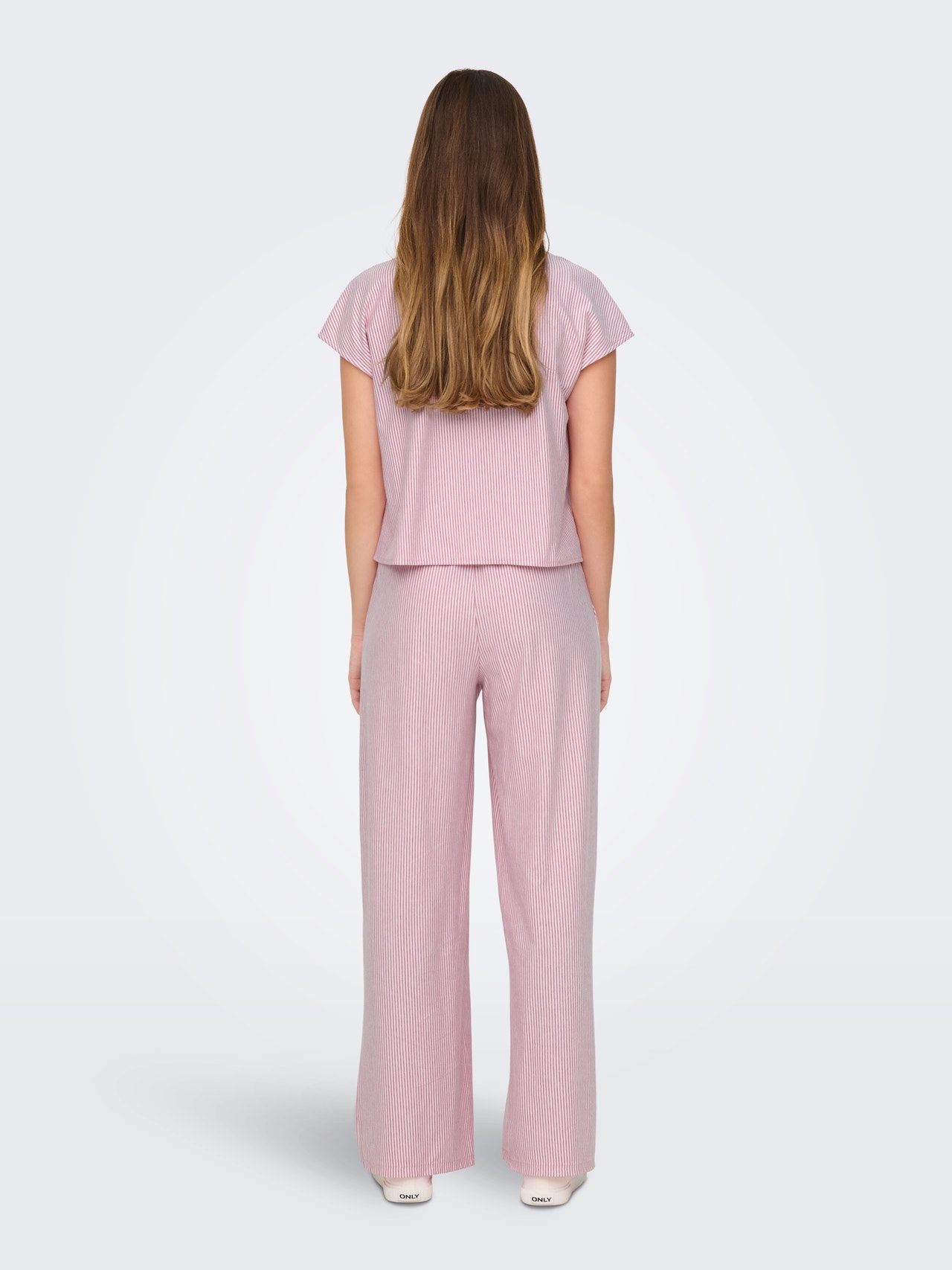 ONLY Tavapärane lõige V-kaelus Top -Cloud Dancer - 15345858