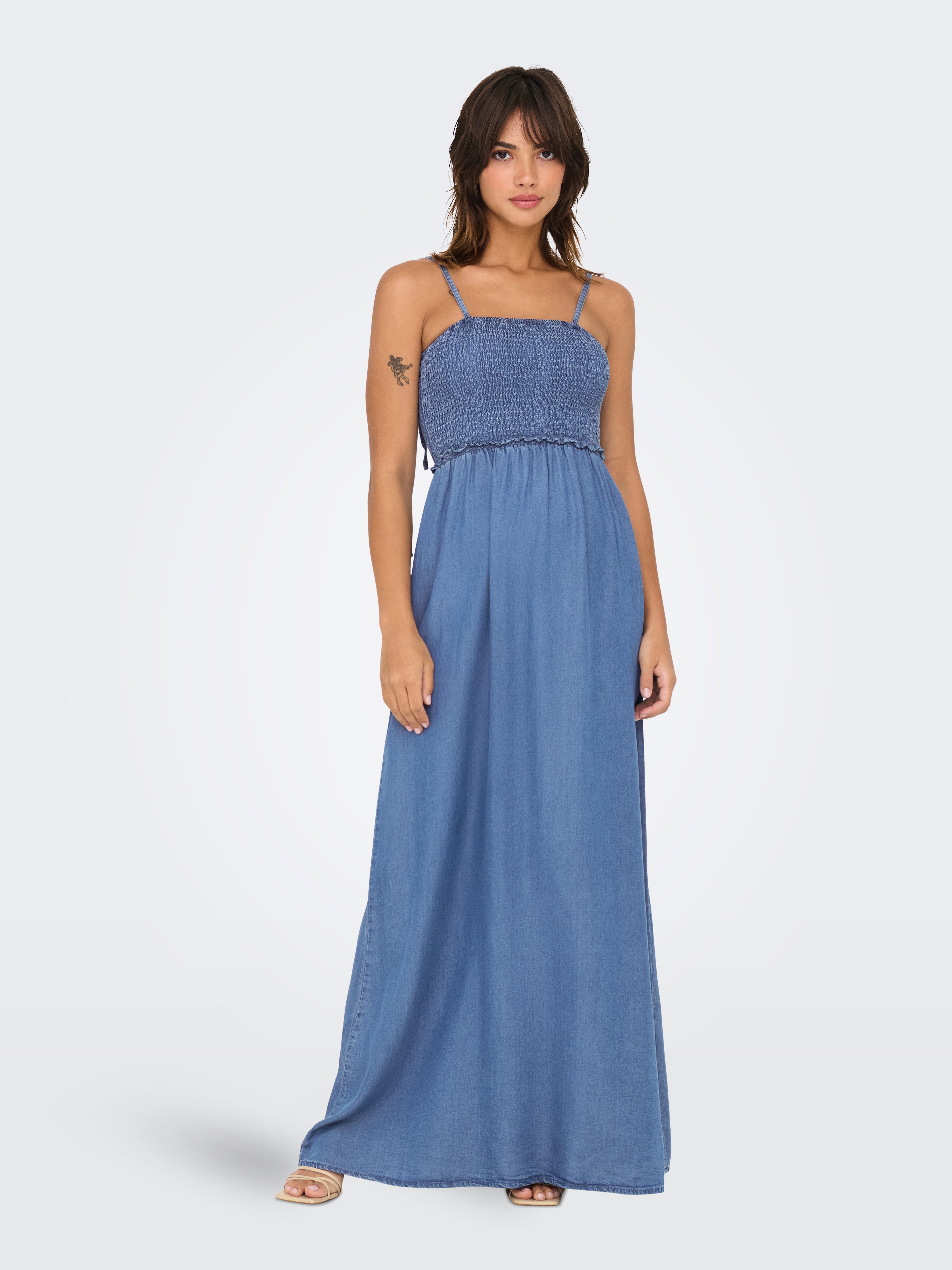 Thumbnail - Onlcharis Langes Kleid