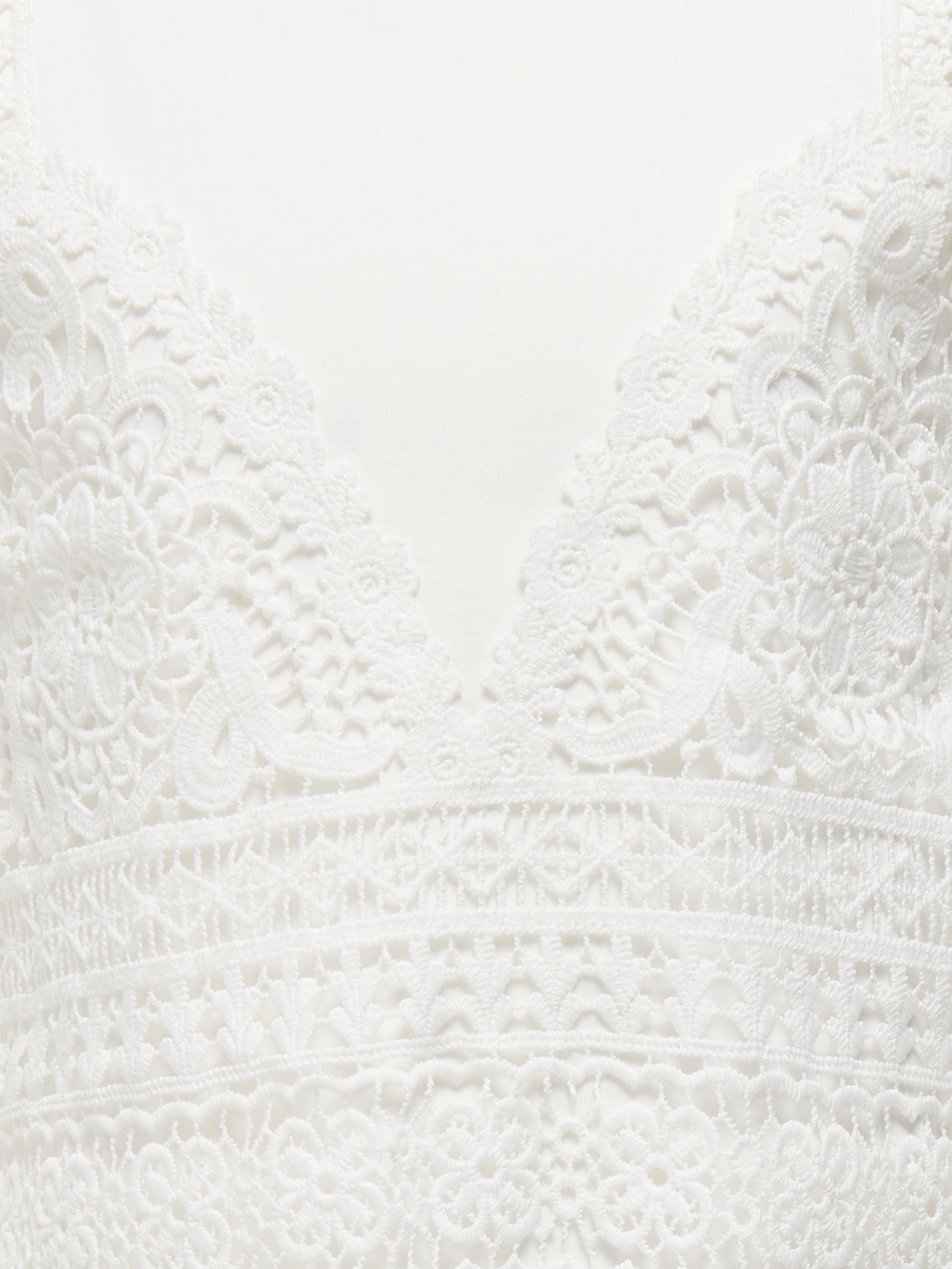 Thumbnail - Kogbetsy T-shirt