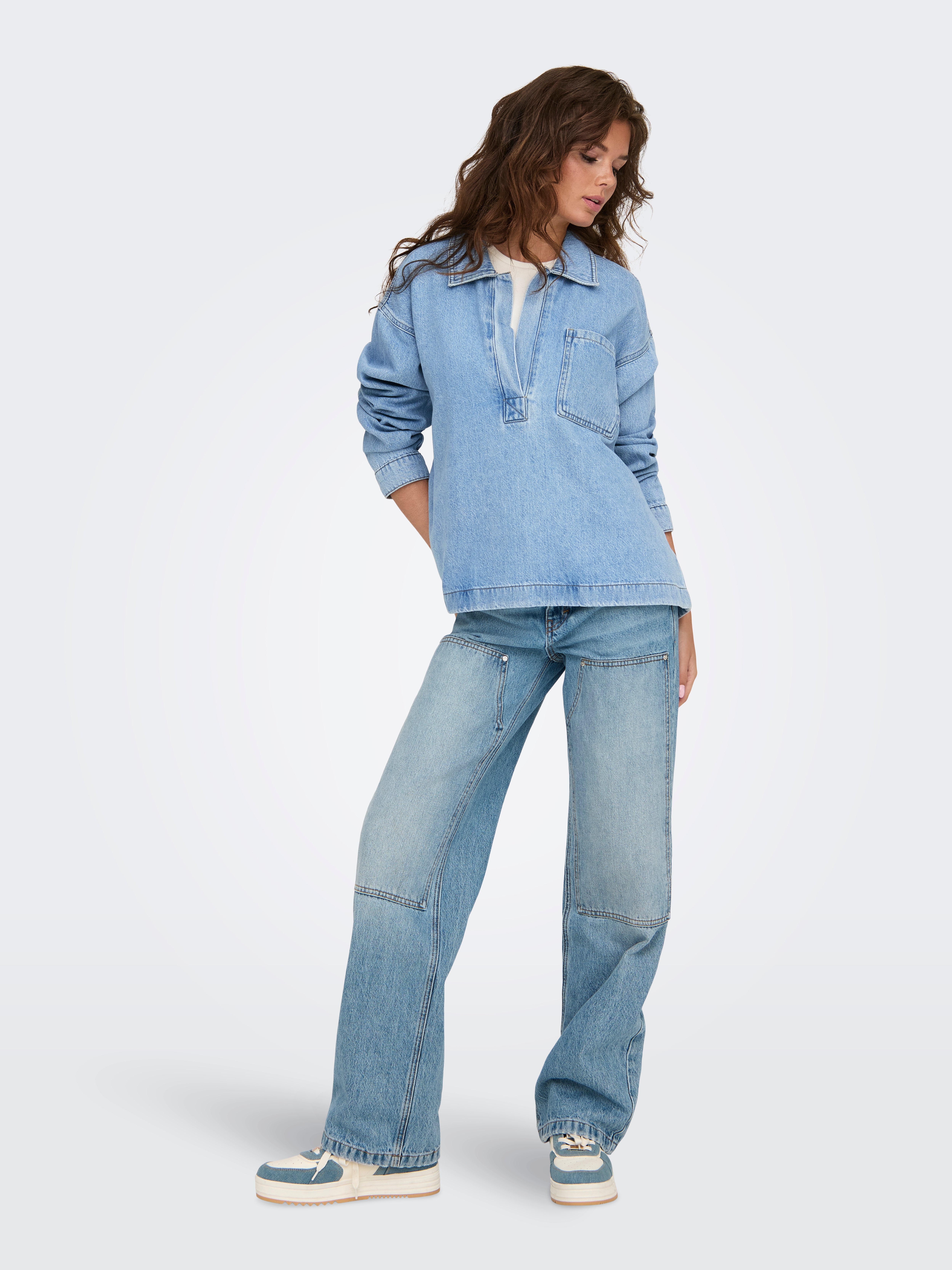 ★★Columbia★★ SLLABEL OVERFIT DENIM SHIRTS Light denim CI Designer fashion, Seoul-fully created | W Concept
