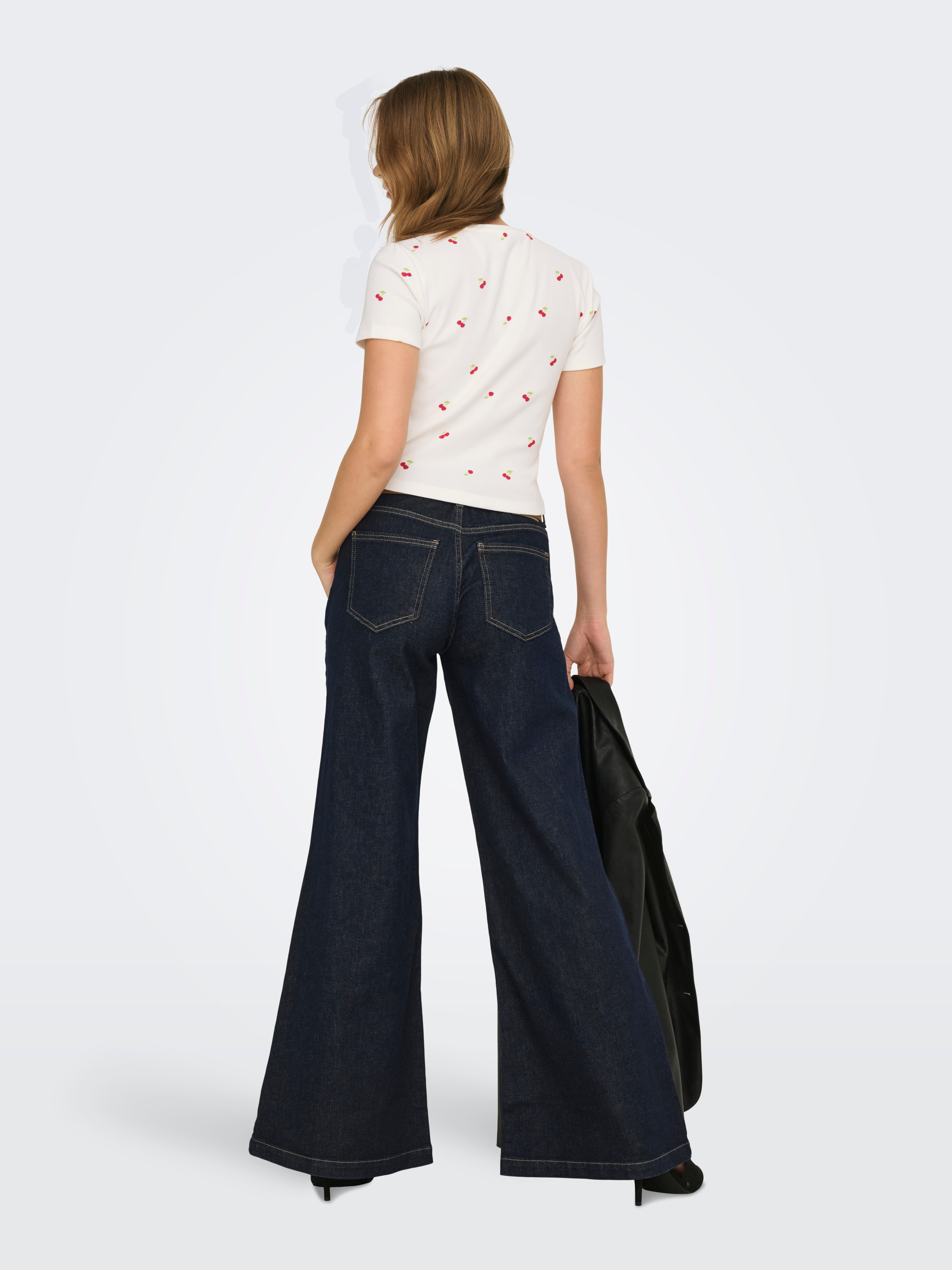 Only Onlmay S/S Cropped Top Box Jrs – Top Donna Manica Corta, Vita Elasticizzata, Scollo Profondo, Taglie Regolari